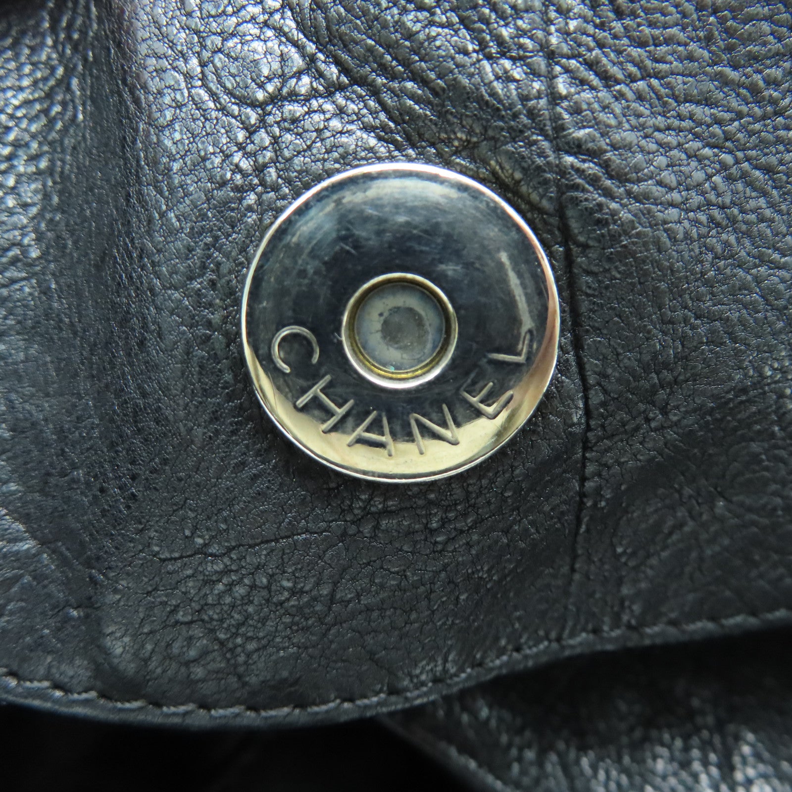CHANEL 牛皮皮革Chain Shoulder银扣肩背袋黑色
