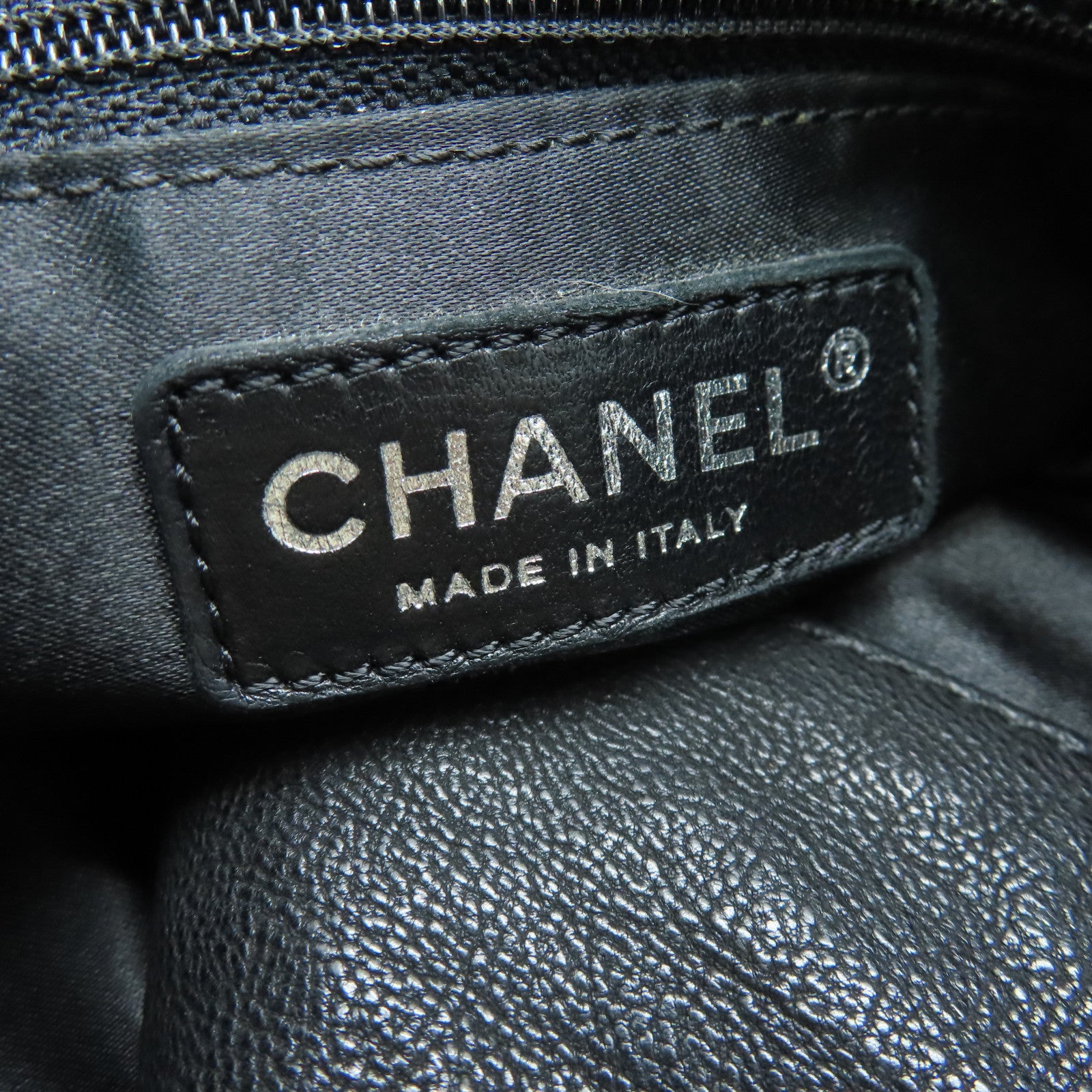 CHANEL 牛皮皮革Chain Shoulder银扣肩背袋黑色