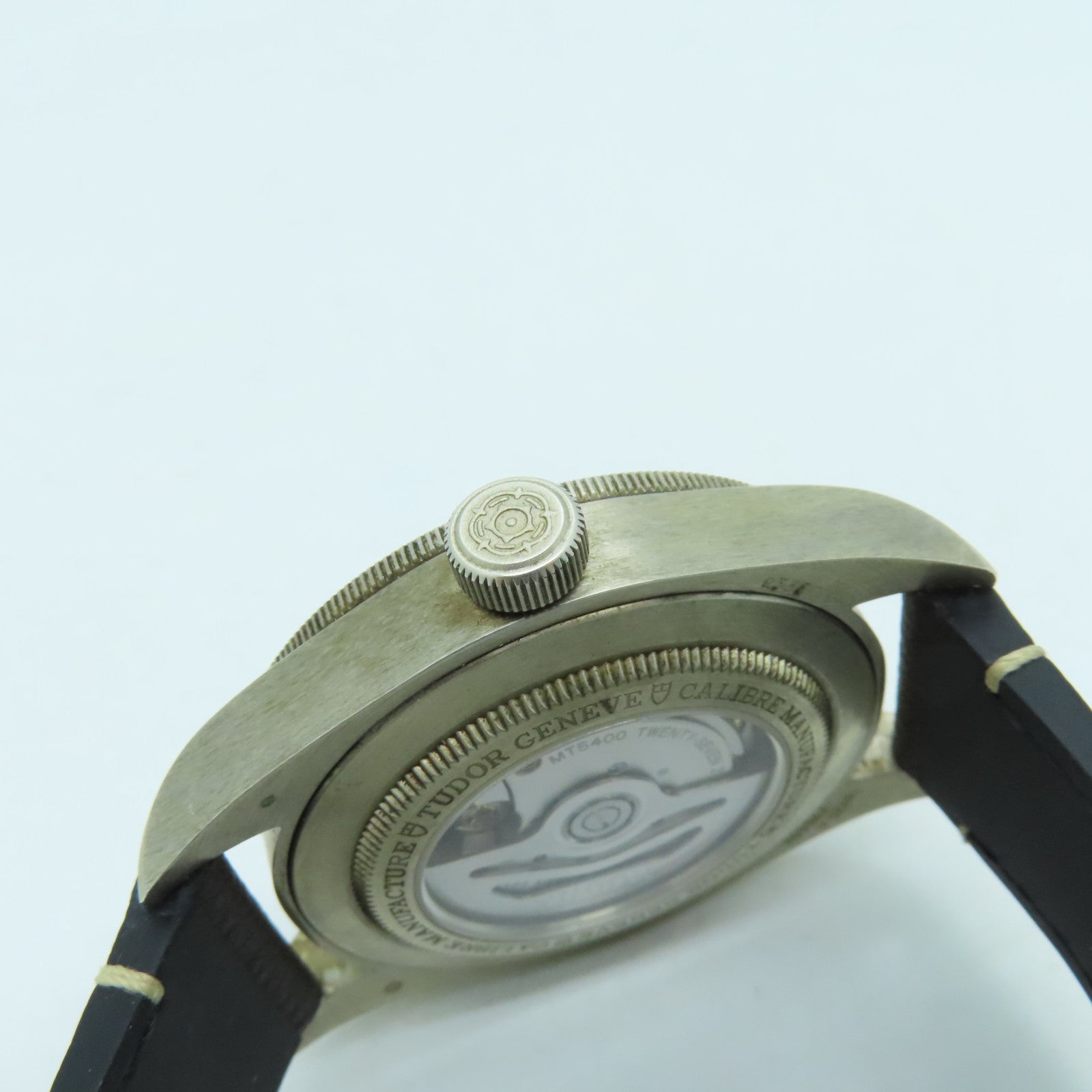 TUDOR Black Bay Fifty-Eight手錶自動機芯灰色