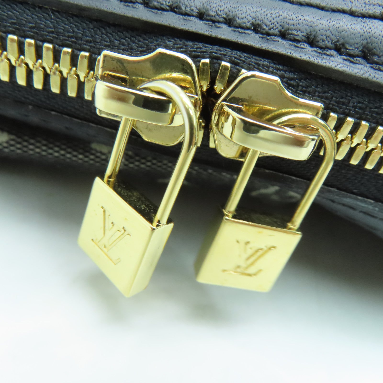 LOUIS VUITTON Monogram Mini Cabas Marykate Gold Buckle Shoulder Bag Black