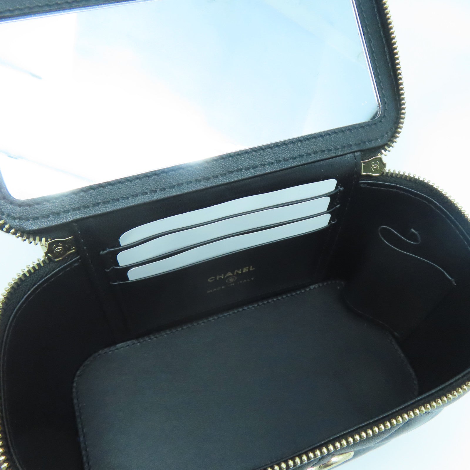 CHANEL 羊皮皮革Handle Vanity Case金扣手挽肩背兩用袋黑色