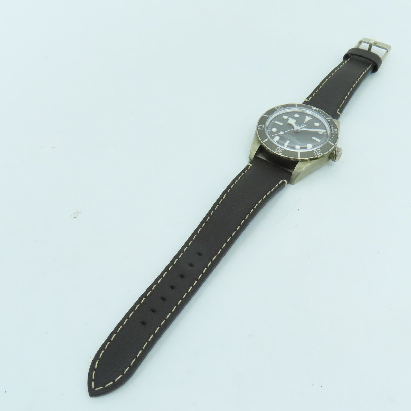 TUDOR Black Bay Fifty-Eight手錶自動機芯灰色