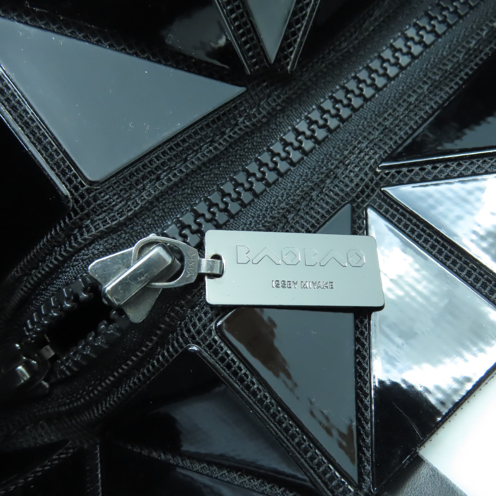 ISSEY MIYAKE PVC Issey Miyake Bao Bao Shoulder Bag肩背袋黑色