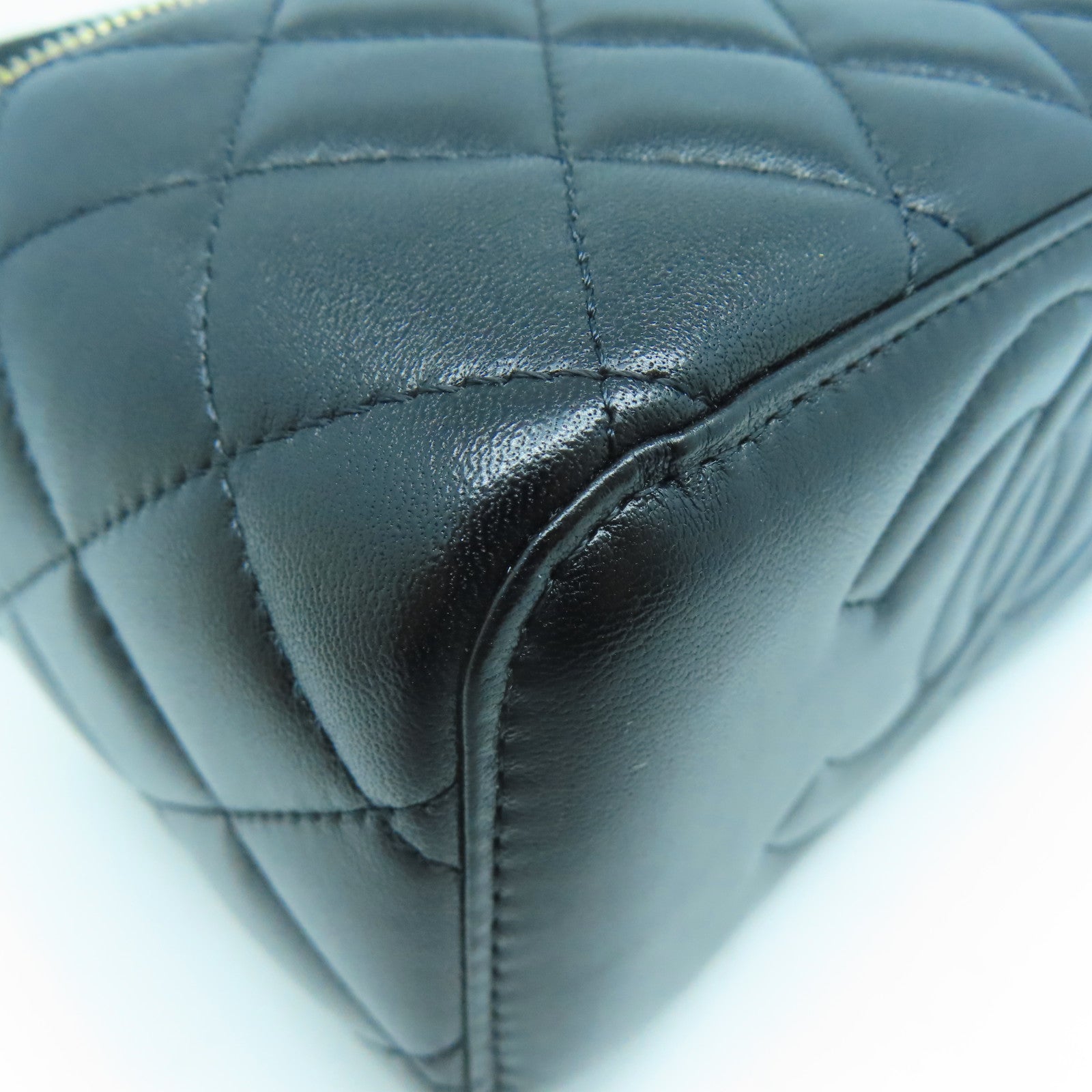CHANEL 羊皮皮革Handle Vanity Case金扣手挽肩背兩用袋黑色