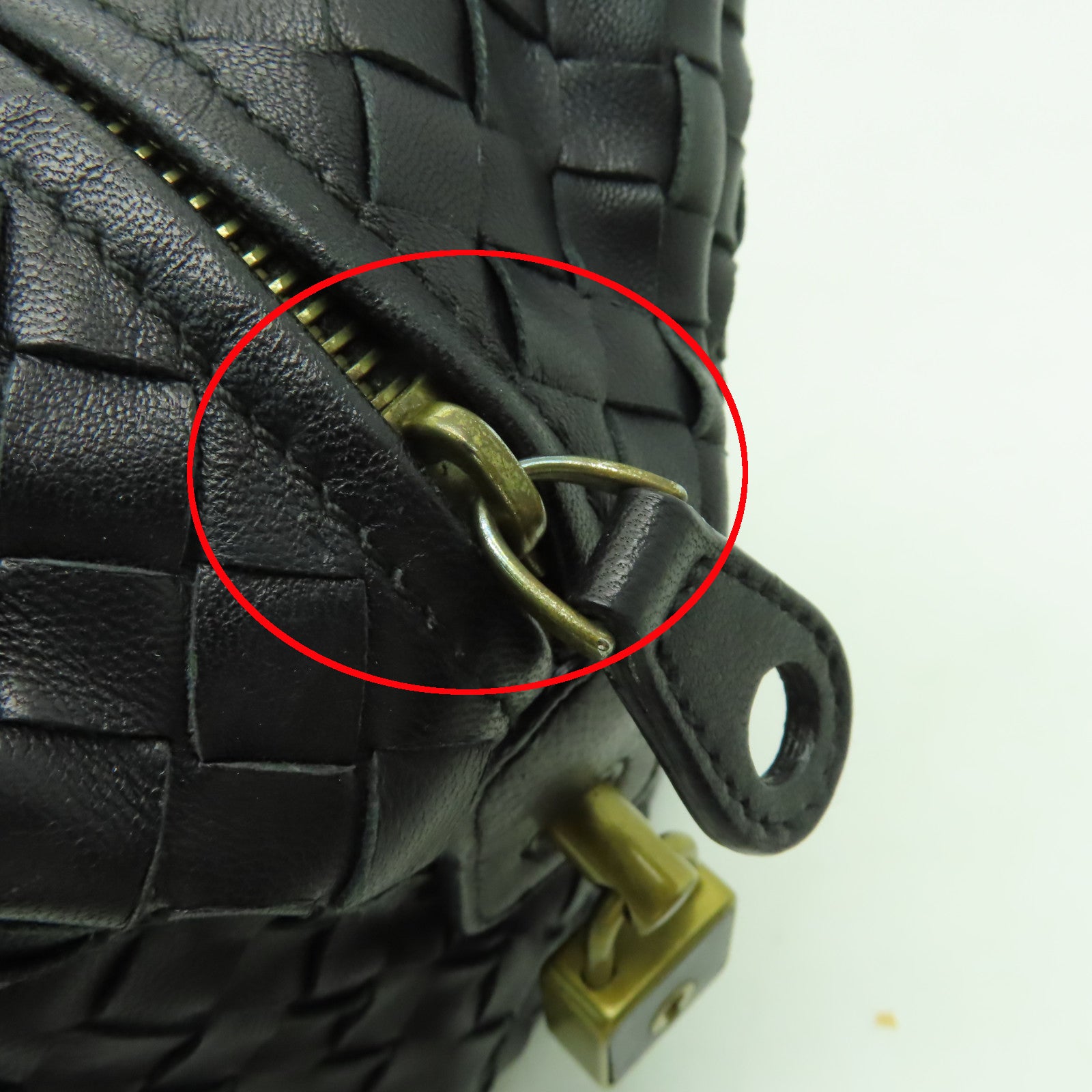 BOTTEGA VENETA 織紋皮革Handbag金扣手挽袋黒色