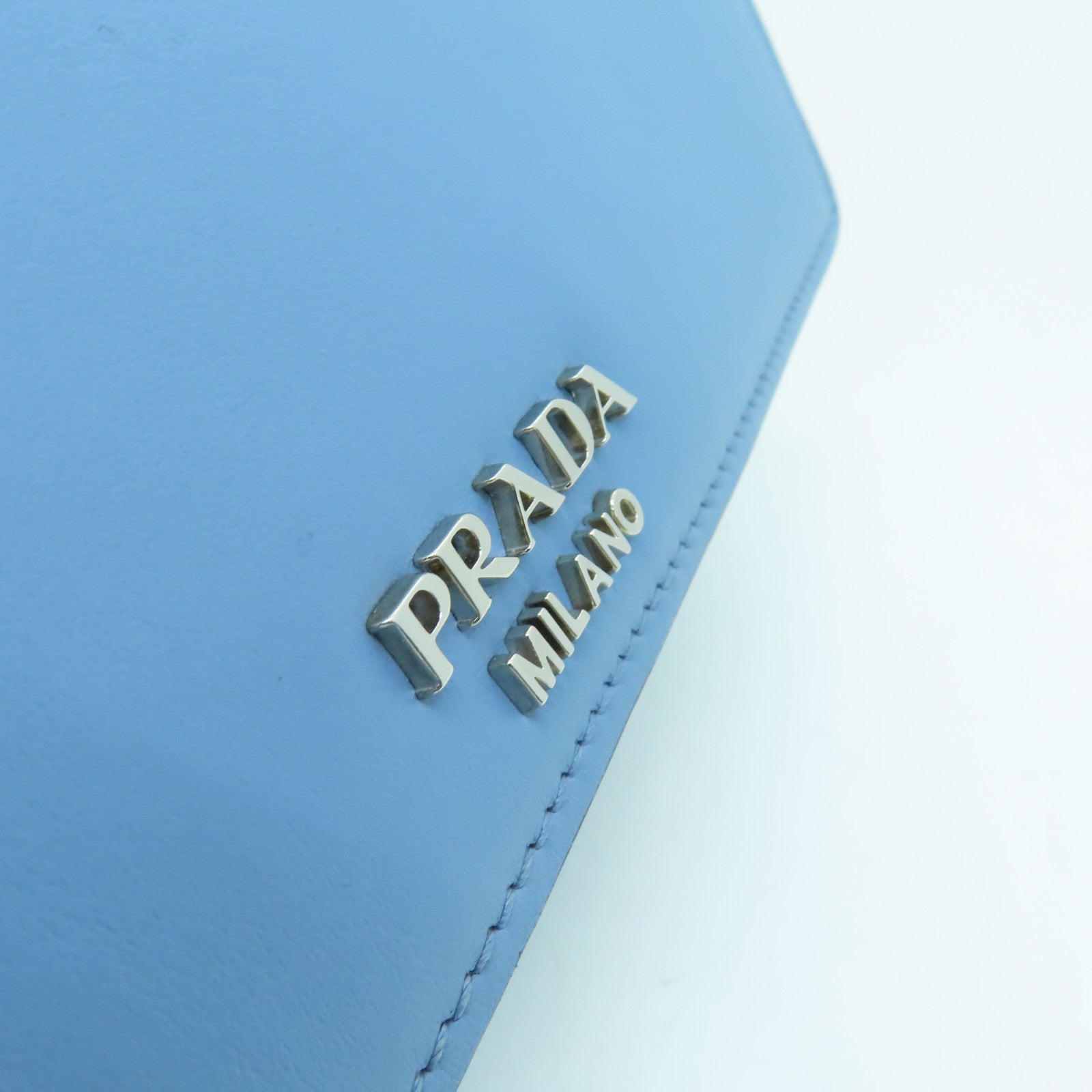 PRADA 【激減優惠】牛皮皮革Shoulder Bag銀扣肩背袋藍色