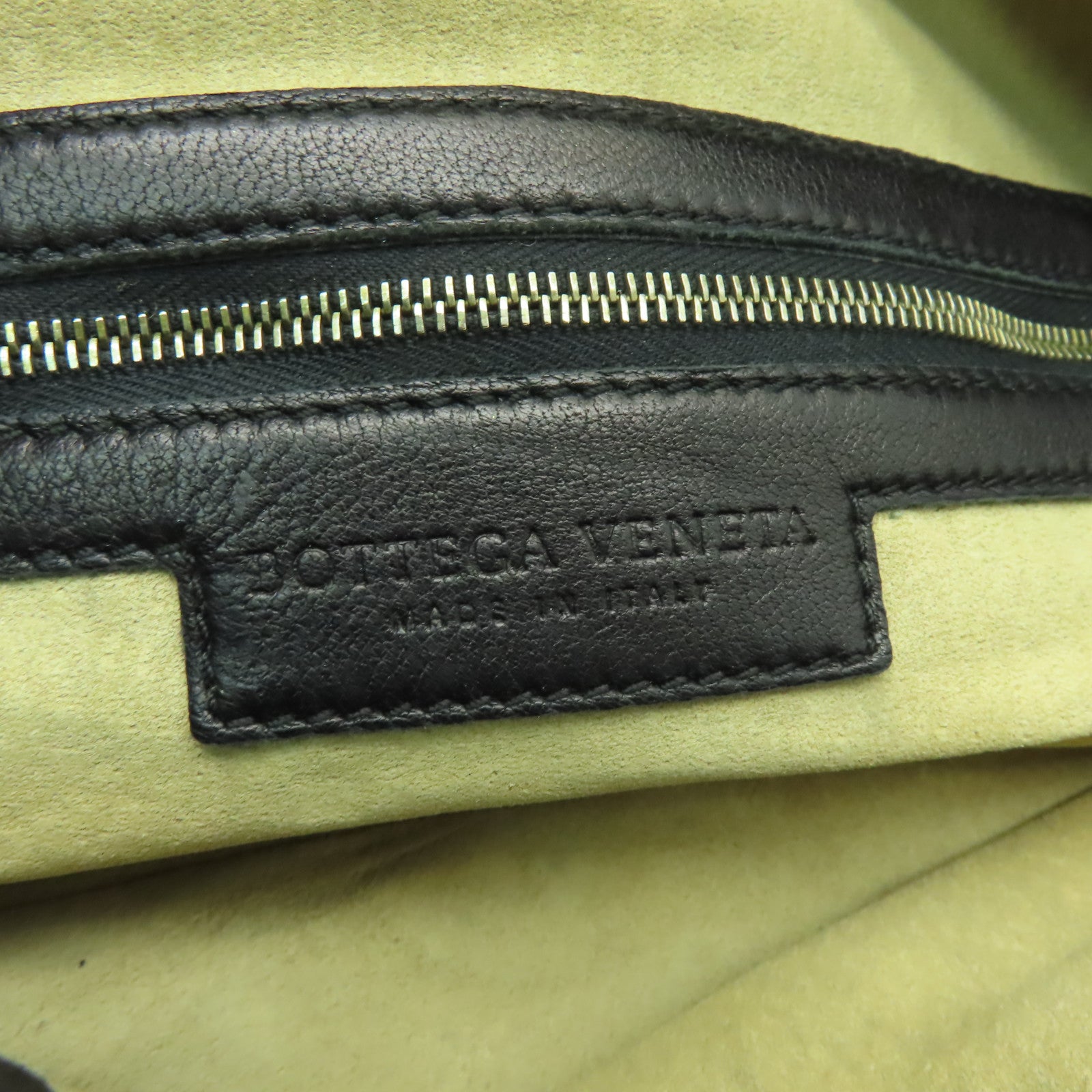 BOTTEGA VENETA 織紋皮革Handbag金扣手挽袋黒色