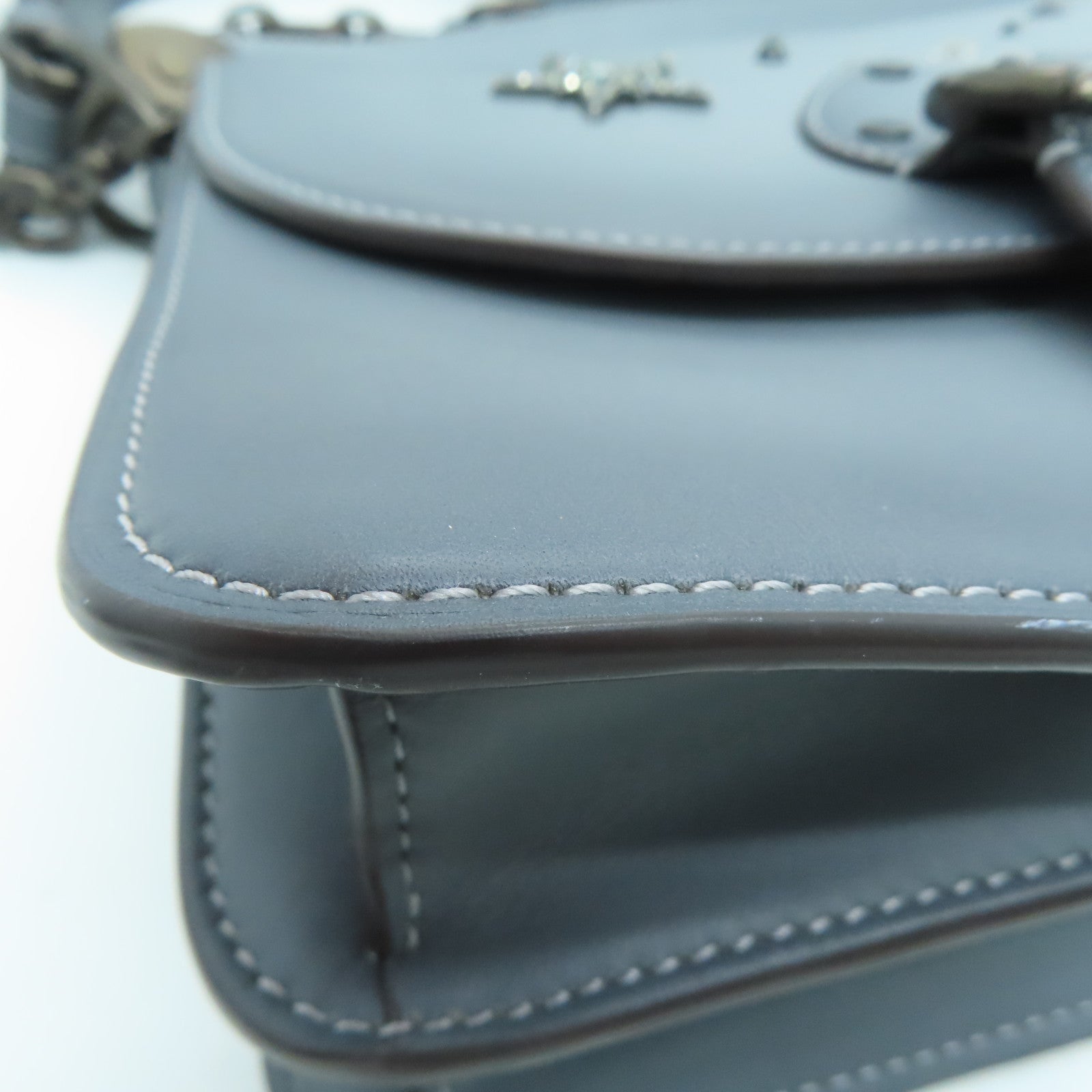 COACH 牛皮皮革Shoulder Bag银扣肩背袋灰色