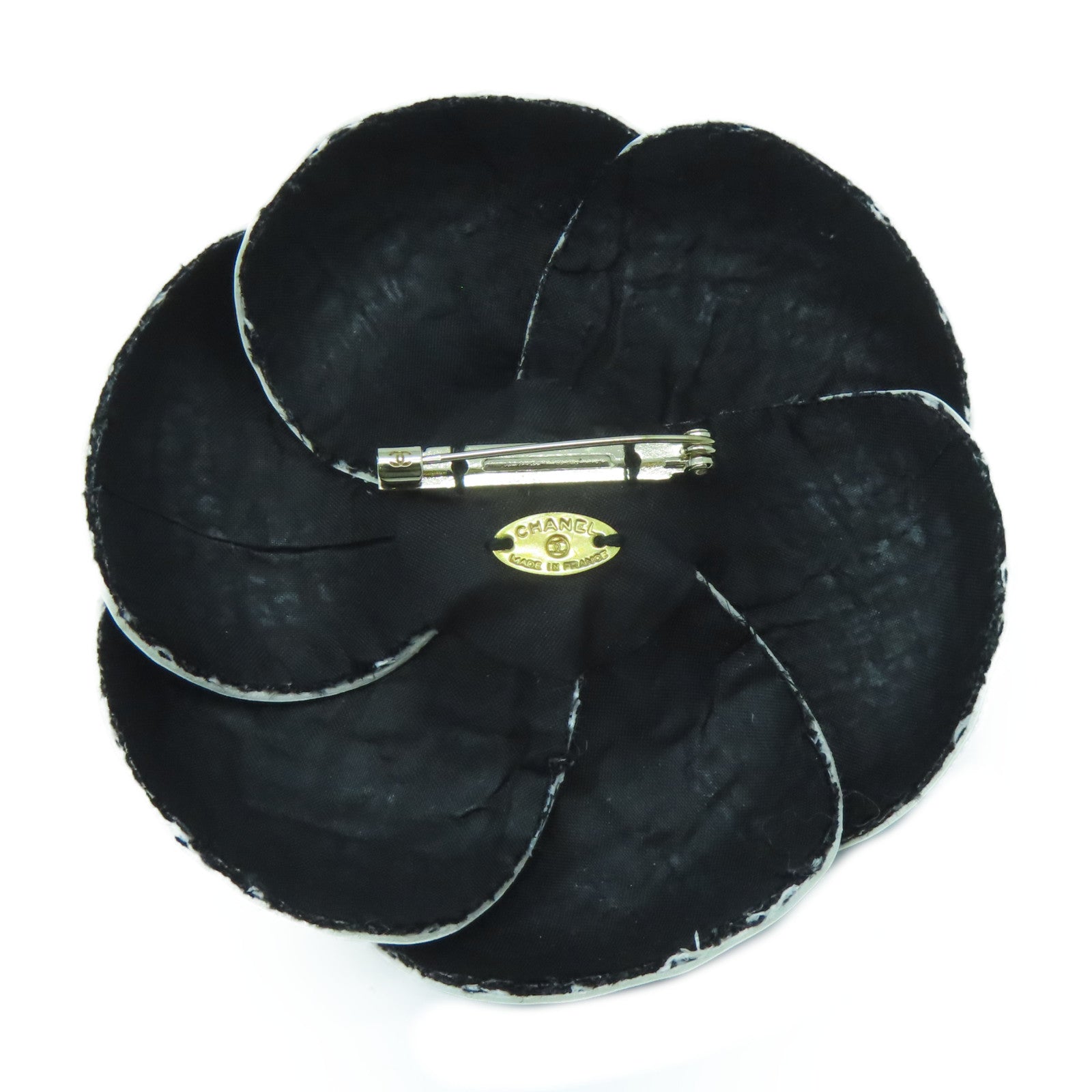 CHANEL 斜紋軟呢Brooch胸針黑色/白色