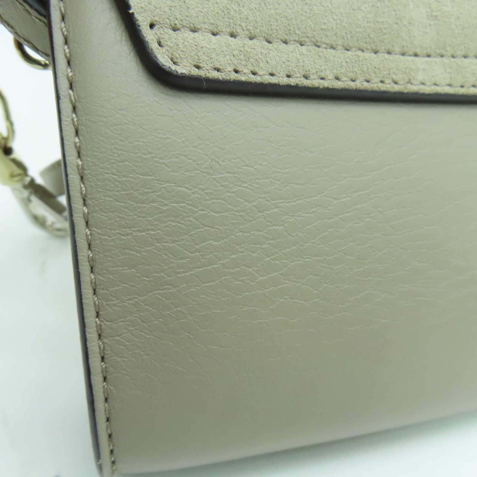 Chloe 【激減優惠】牛皮皮革Faye Wallet On Strap金扣肩背袋灰色