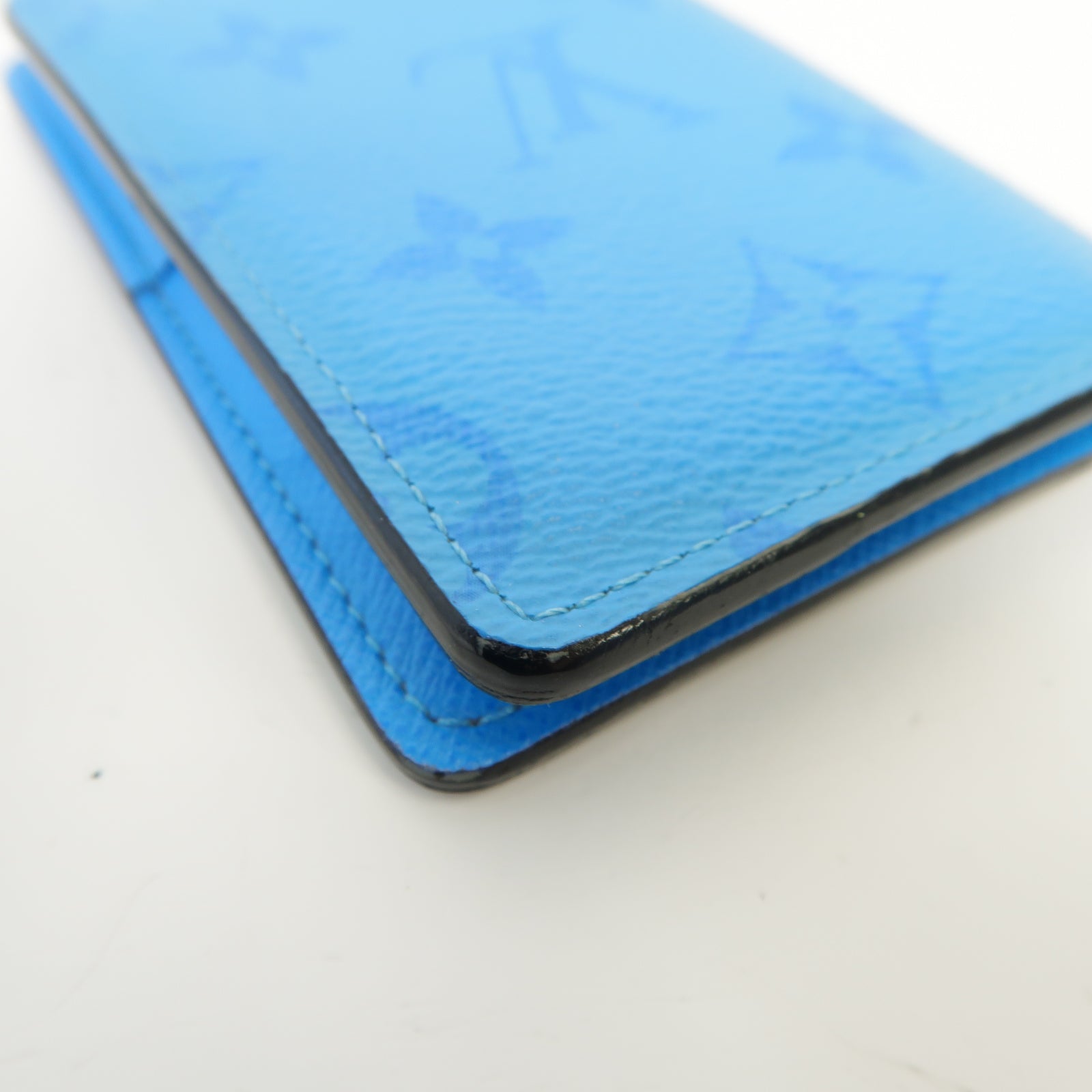 LOUIS VUITTON Taigarama Card Case卡片套藍色