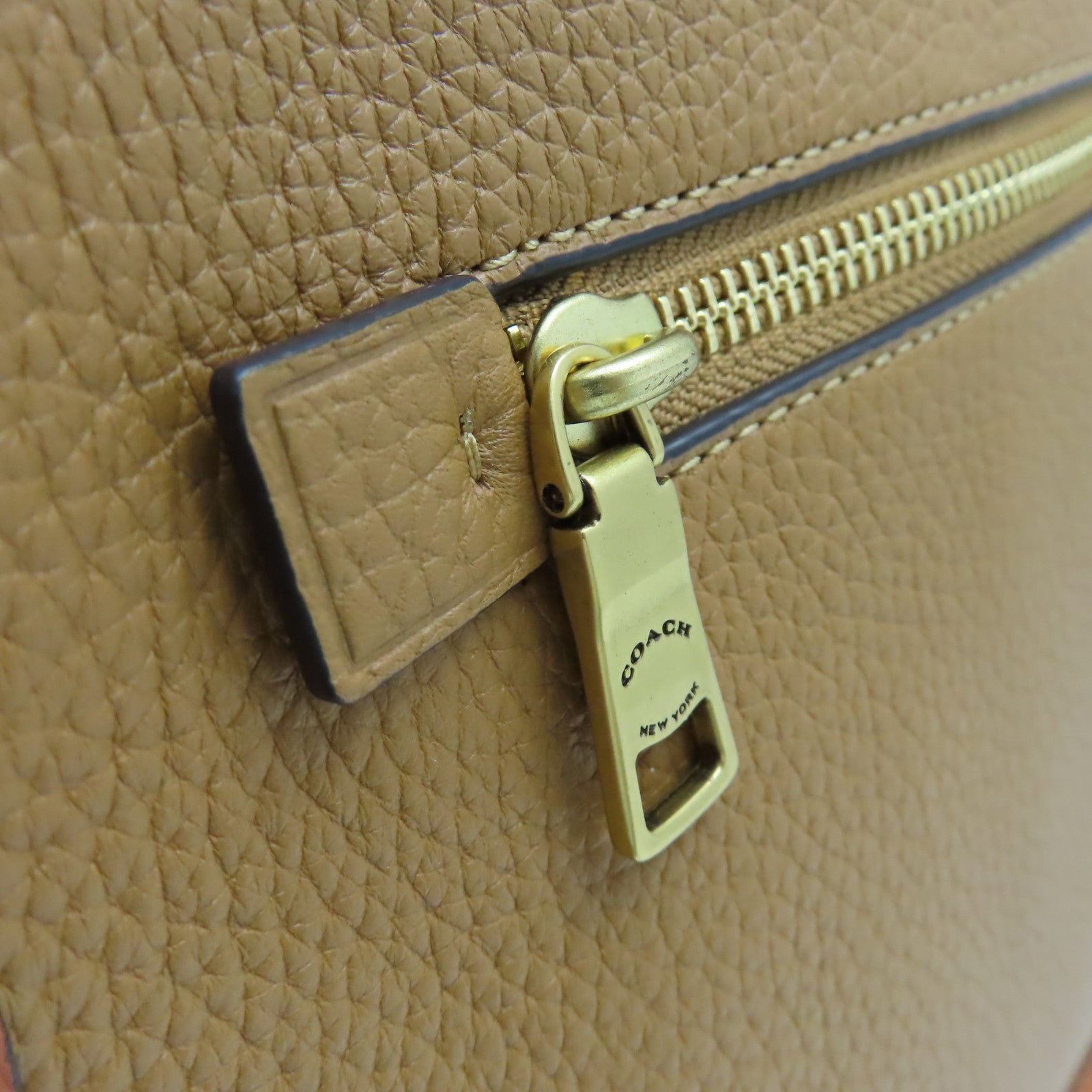 COACH 牛皮皮革Shoulder Bag肩背袋啡色