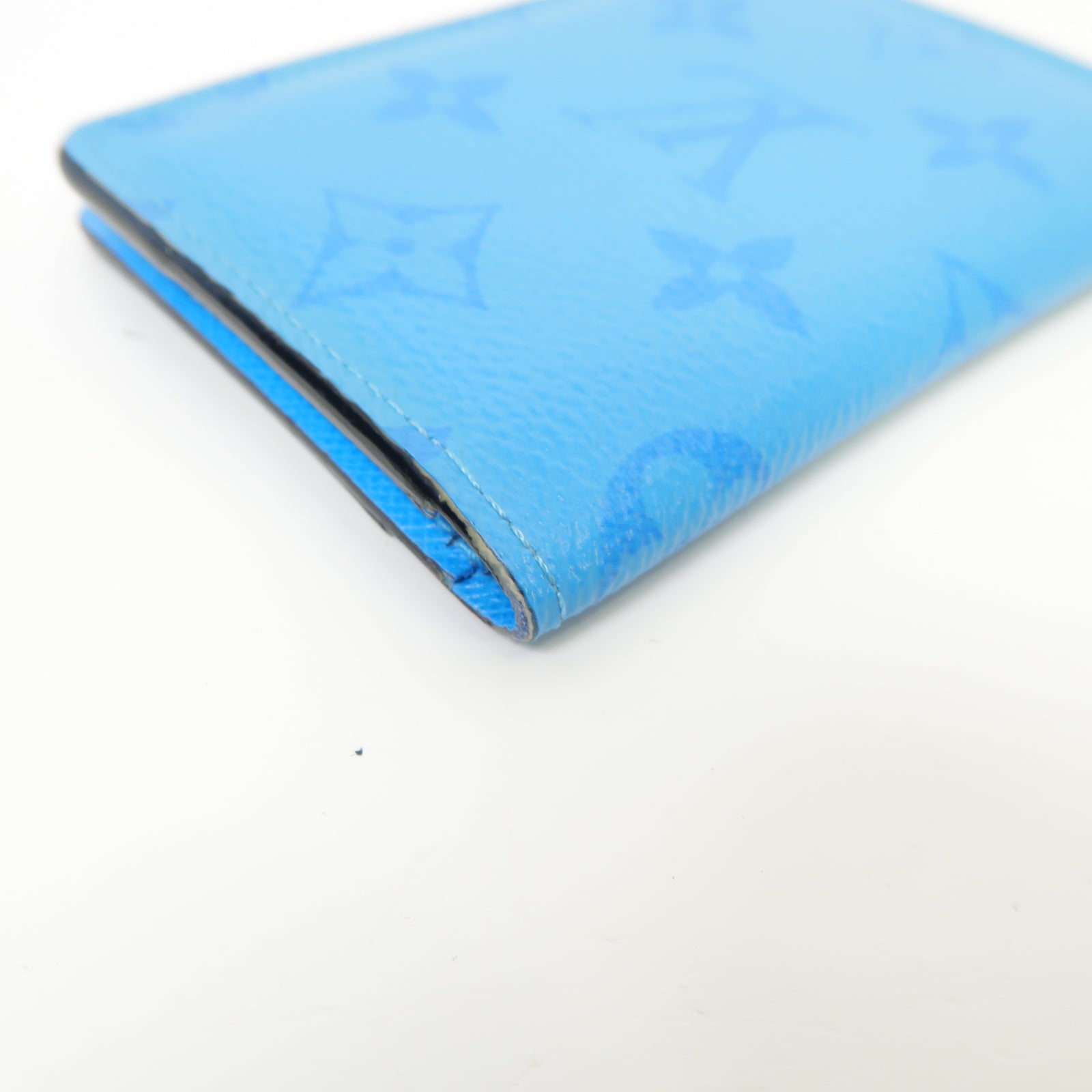 LOUIS VUITTON Taigarama Card Case卡片套藍色