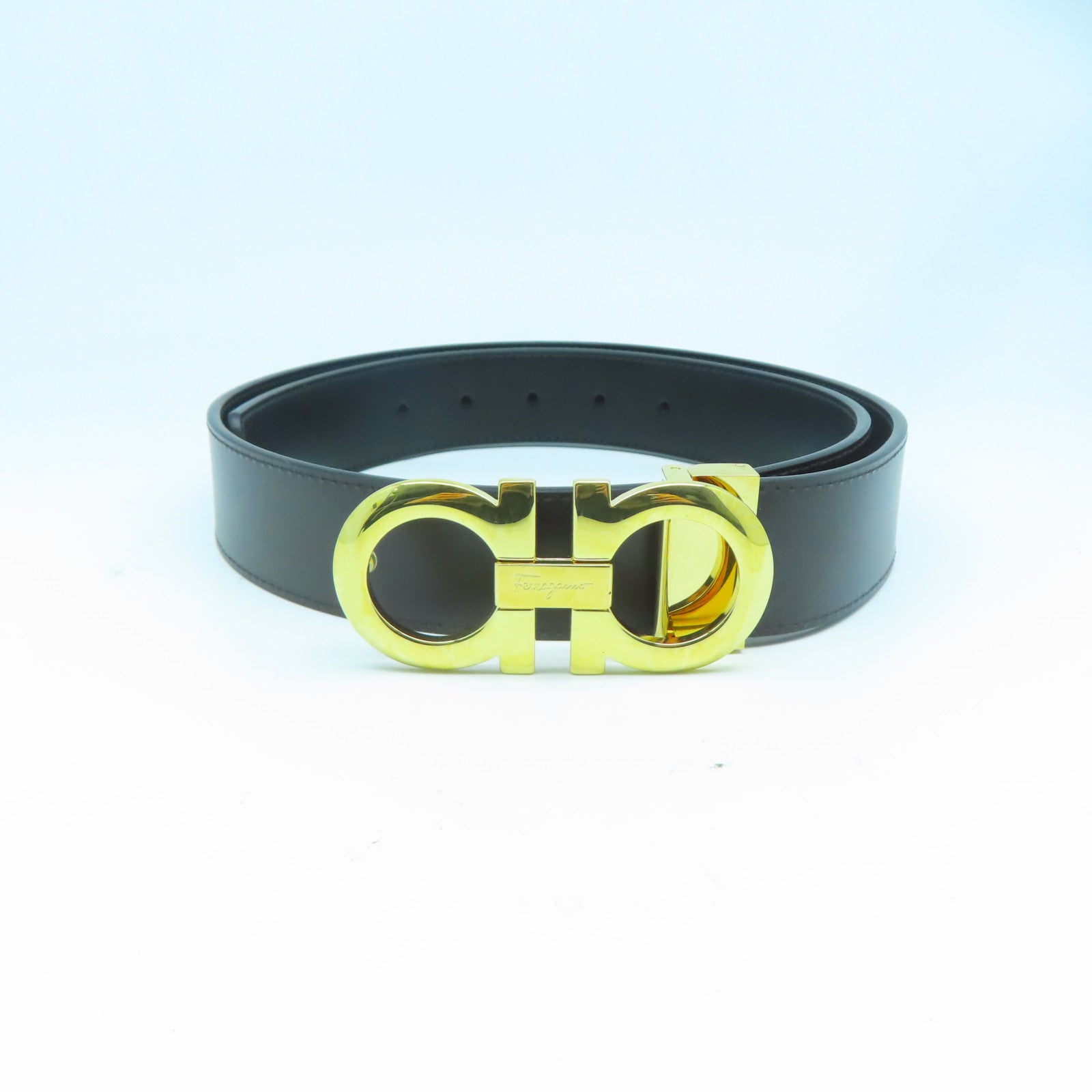 Salvatore Ferragamo 牛皮皮革Belt 90cm金扣皮帶黑色