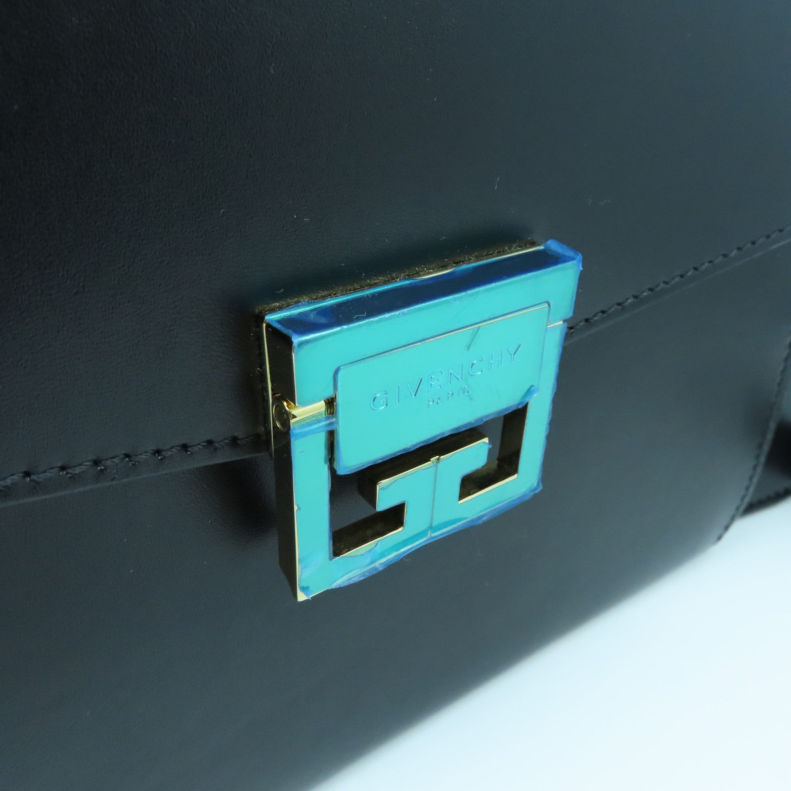 GIVENCHY 【激減優惠】牛皮皮革Chain Shoulder Bag金扣鏈帶肩背袋黑色