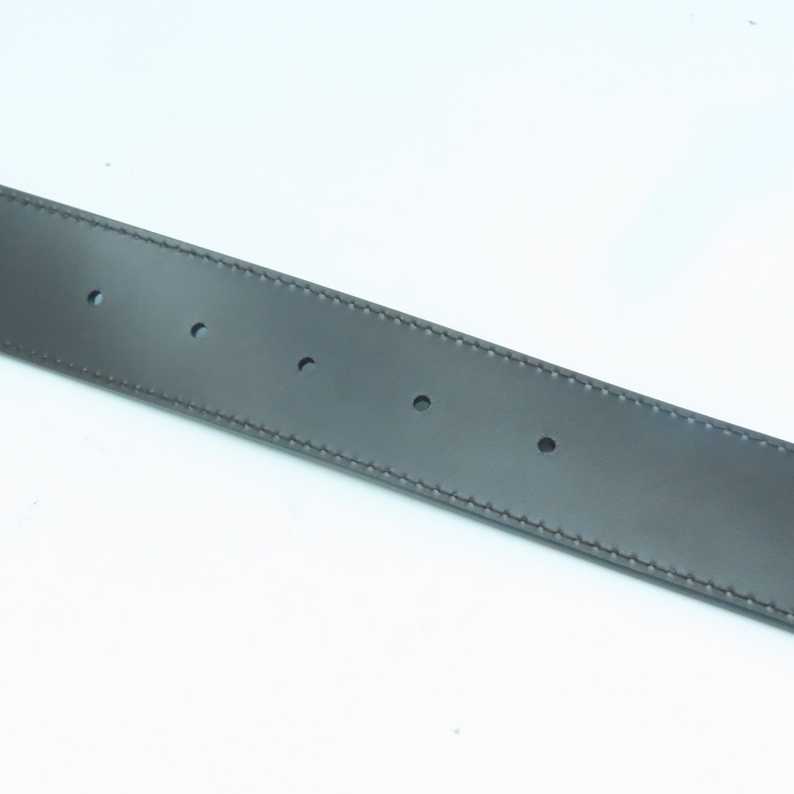 Salvatore Ferragamo 牛皮皮革Belt 90cm金扣皮帶黑色