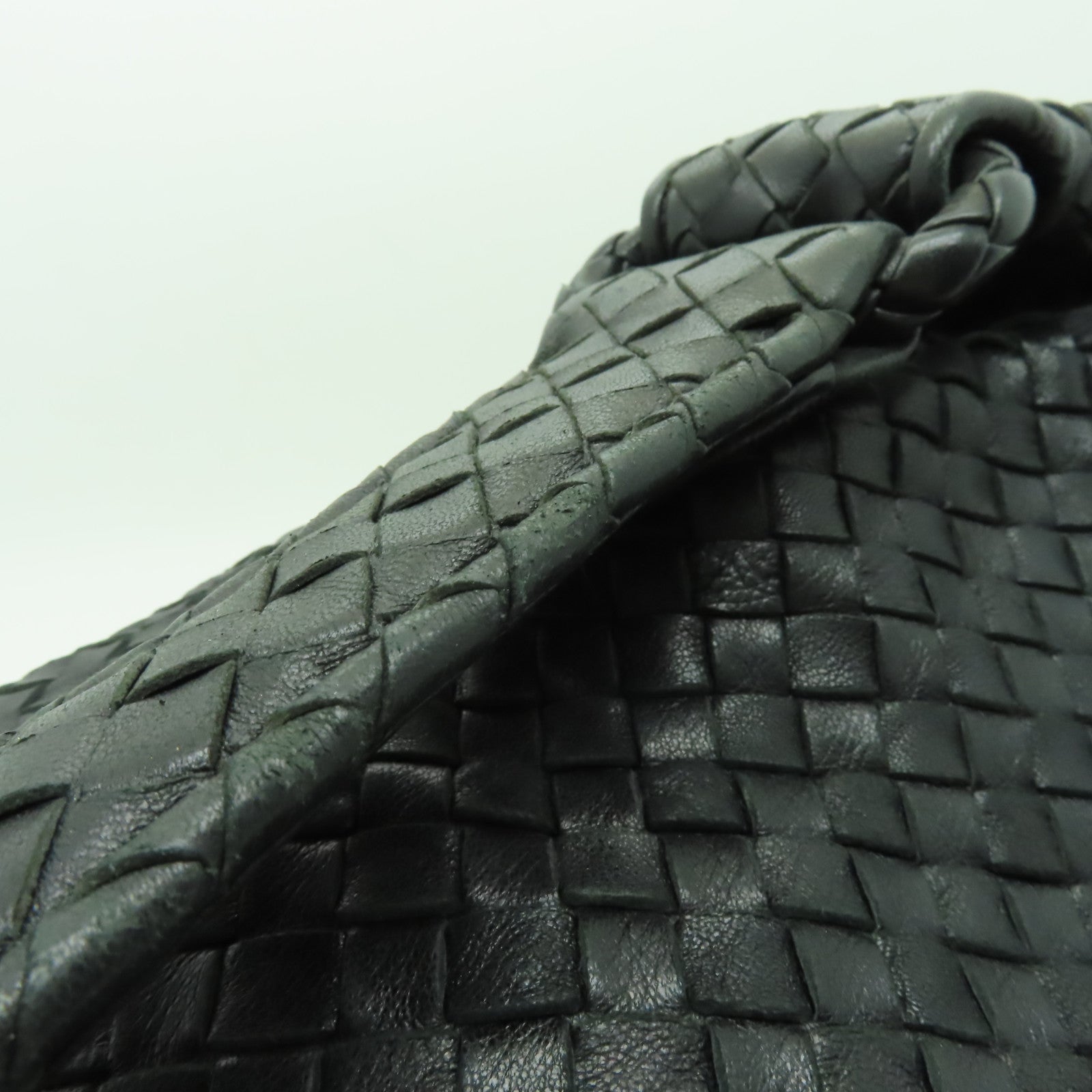 BOTTEGA VENETA 織紋皮革Shoulder Bag金扣肩背袋黒色