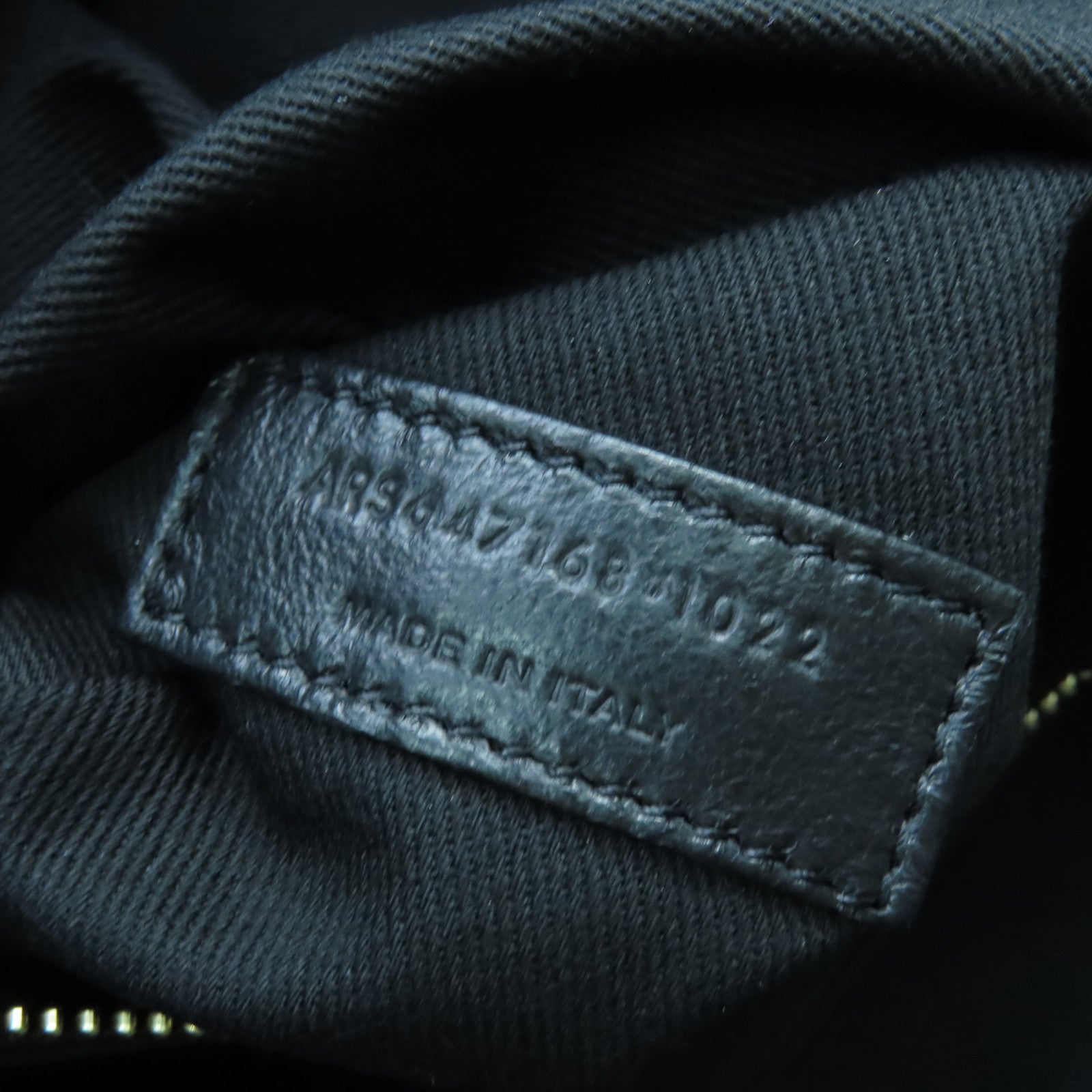 SAINT LAURENT 牛皮皮革Sac de Jour金扣手挽袋黑色