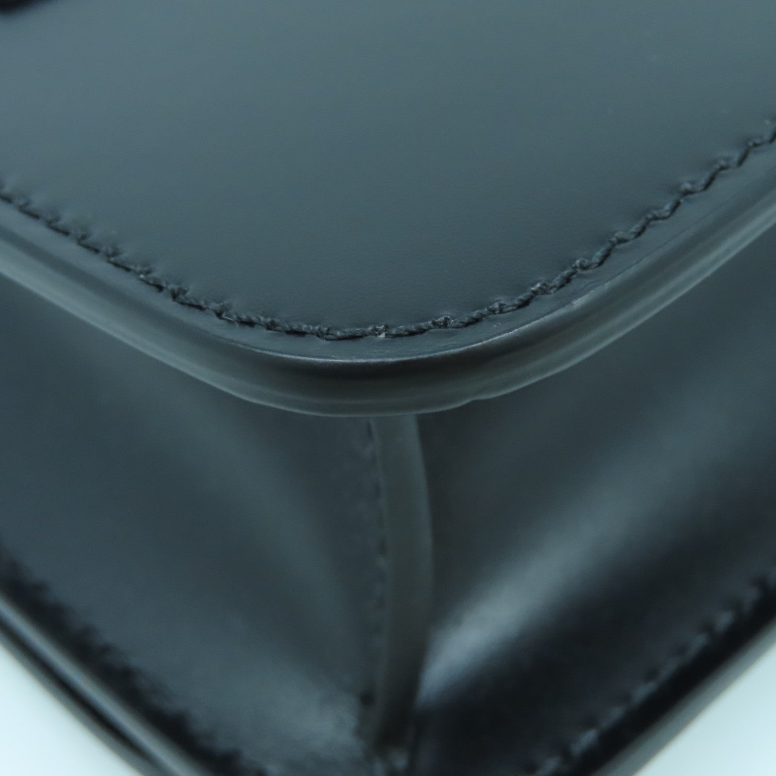 BURBERRY 牛皮皮革Belt Bag金扣腰包黑色
