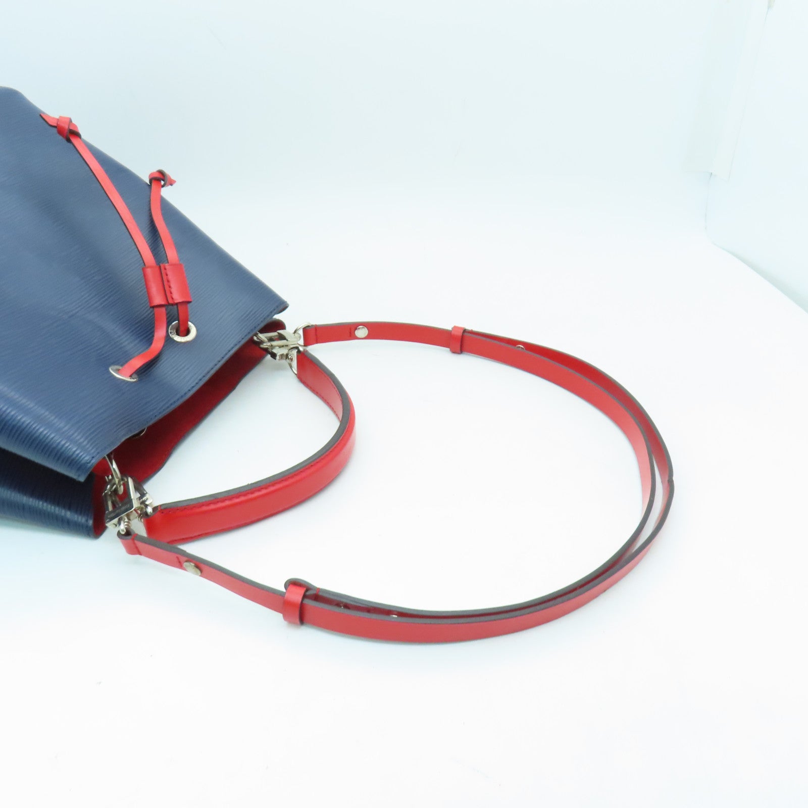 LOUIS VUITTON Epi Neo Noe MM銀扣手挽肩背兩用袋紅色/藍色