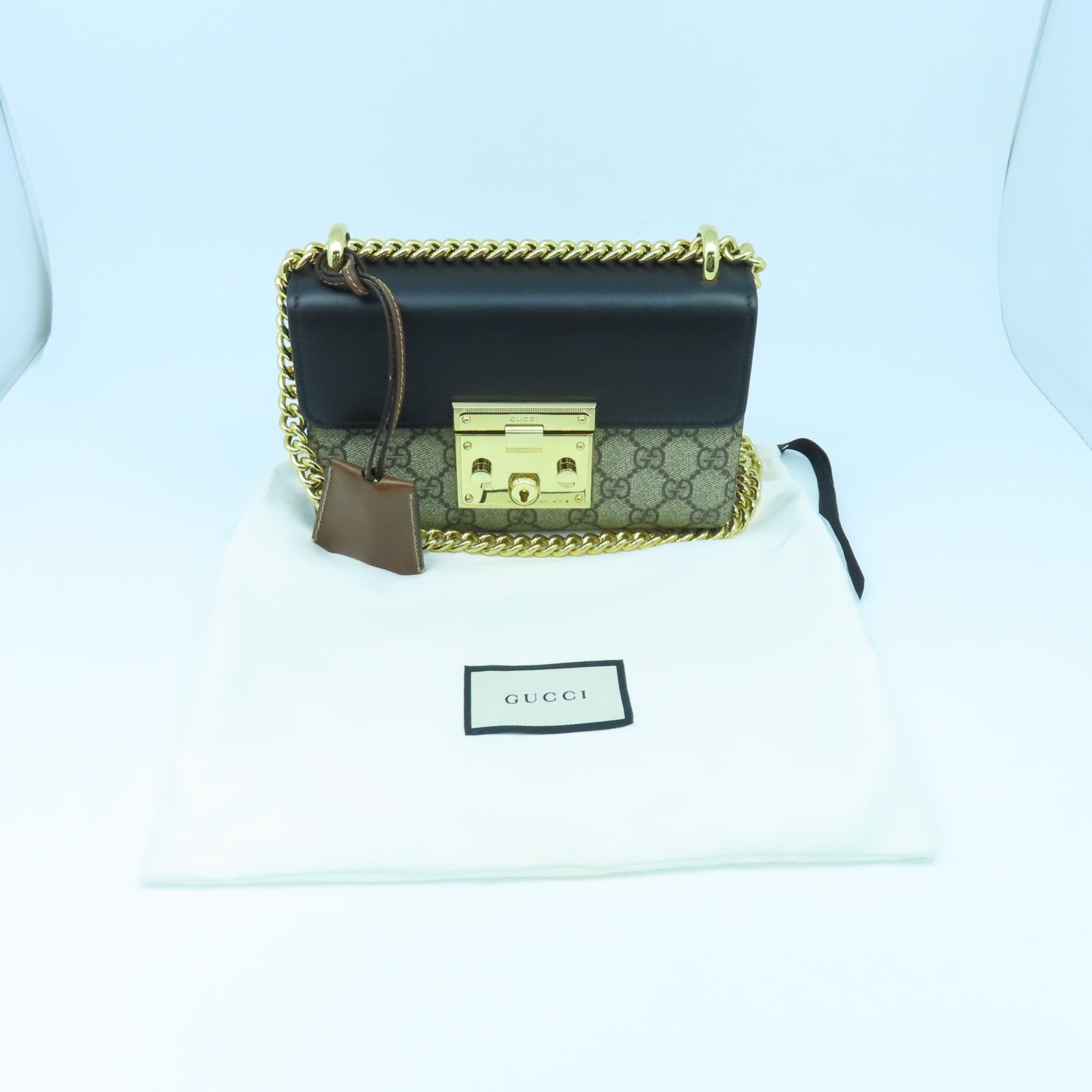 GUCCI 塗層皮革/牛皮皮革Padlock GG金扣鏈帶肩背袋黑色