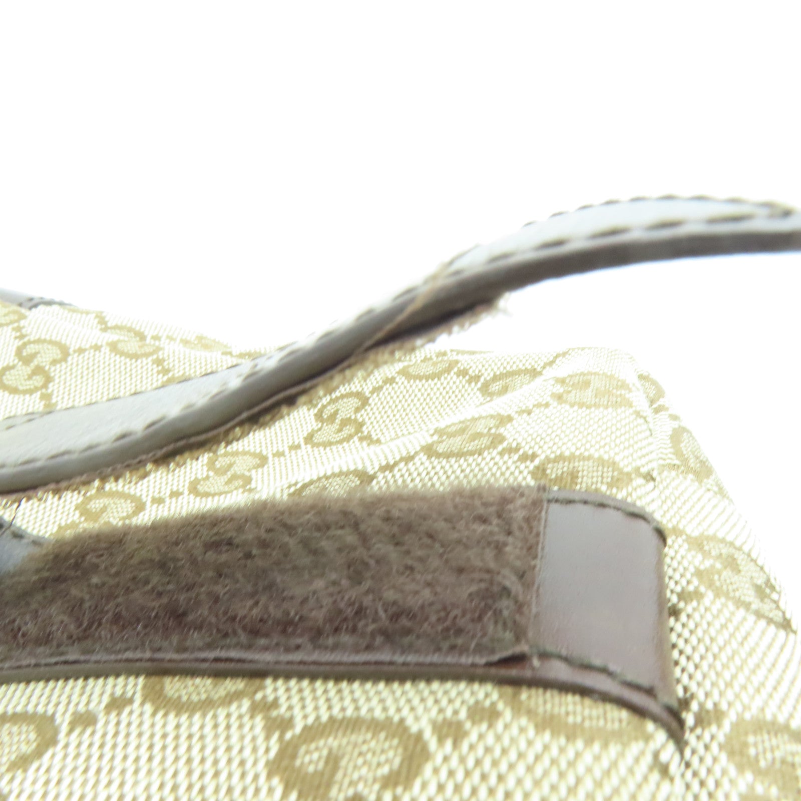 GUCCI 帆布Shoulder Bag銀扣肩背袋啡色
