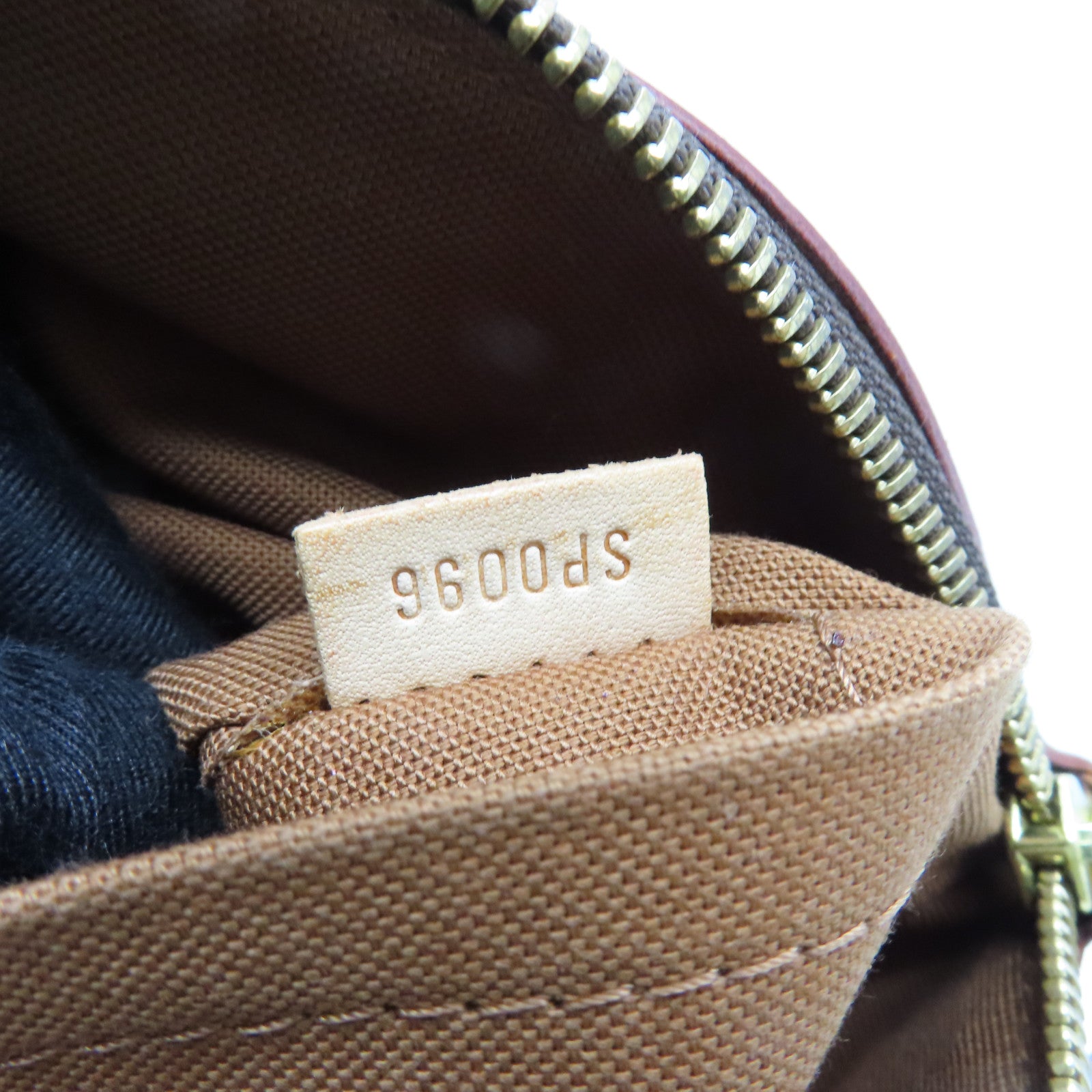 LOUIS VUITTON Monogram Lockit gold buckle handle bag brown
