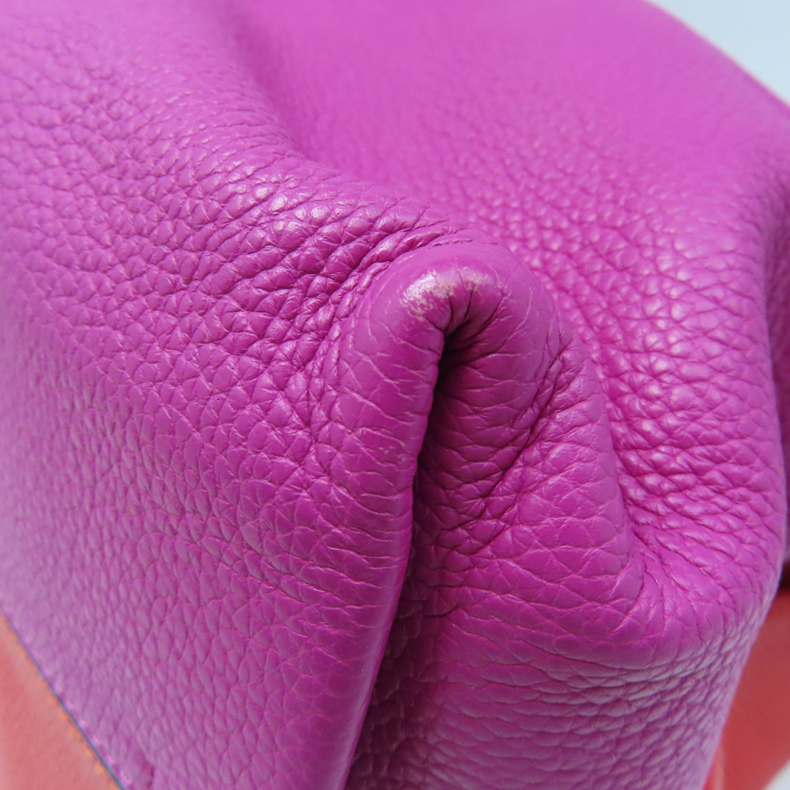 LOEWE 牛皮皮革Shoulder Bag銀扣肩背袋紫色/紅色