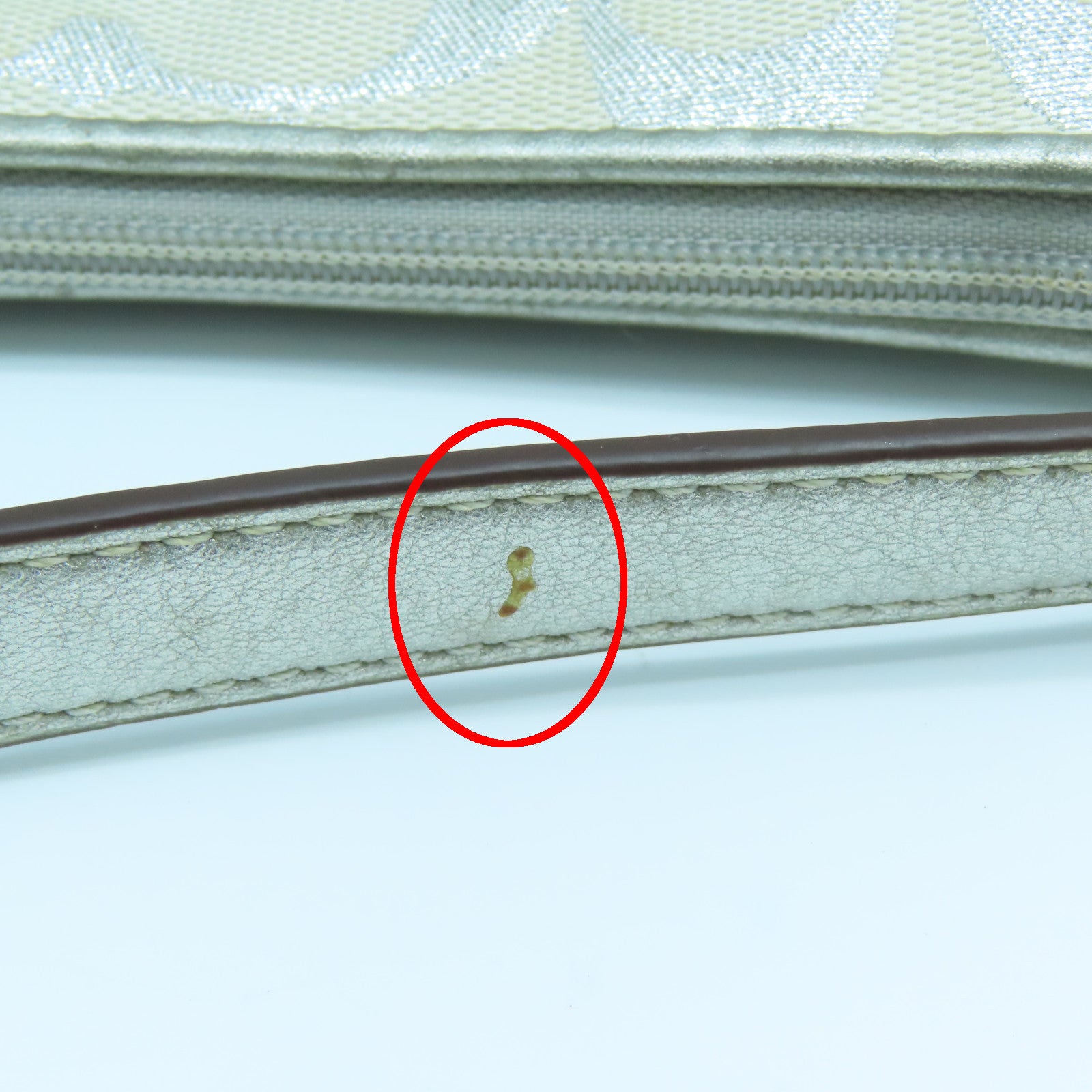 COACH 帆布Handbag銀扣手挽袋白色銀色