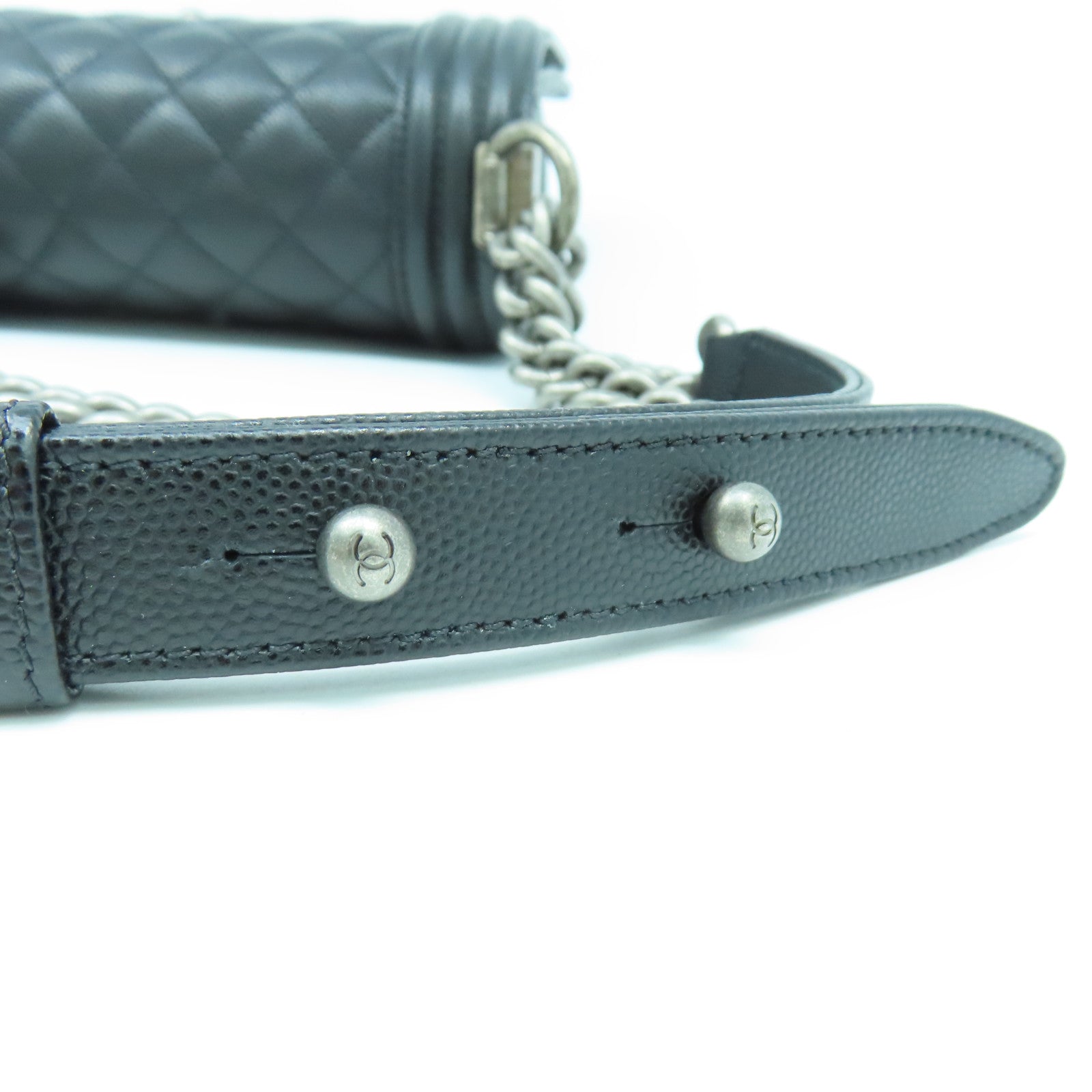 CHANEL 菱格Caviar皮革Chanel Boy 25cm銀扣鏈帶肩背袋黑色