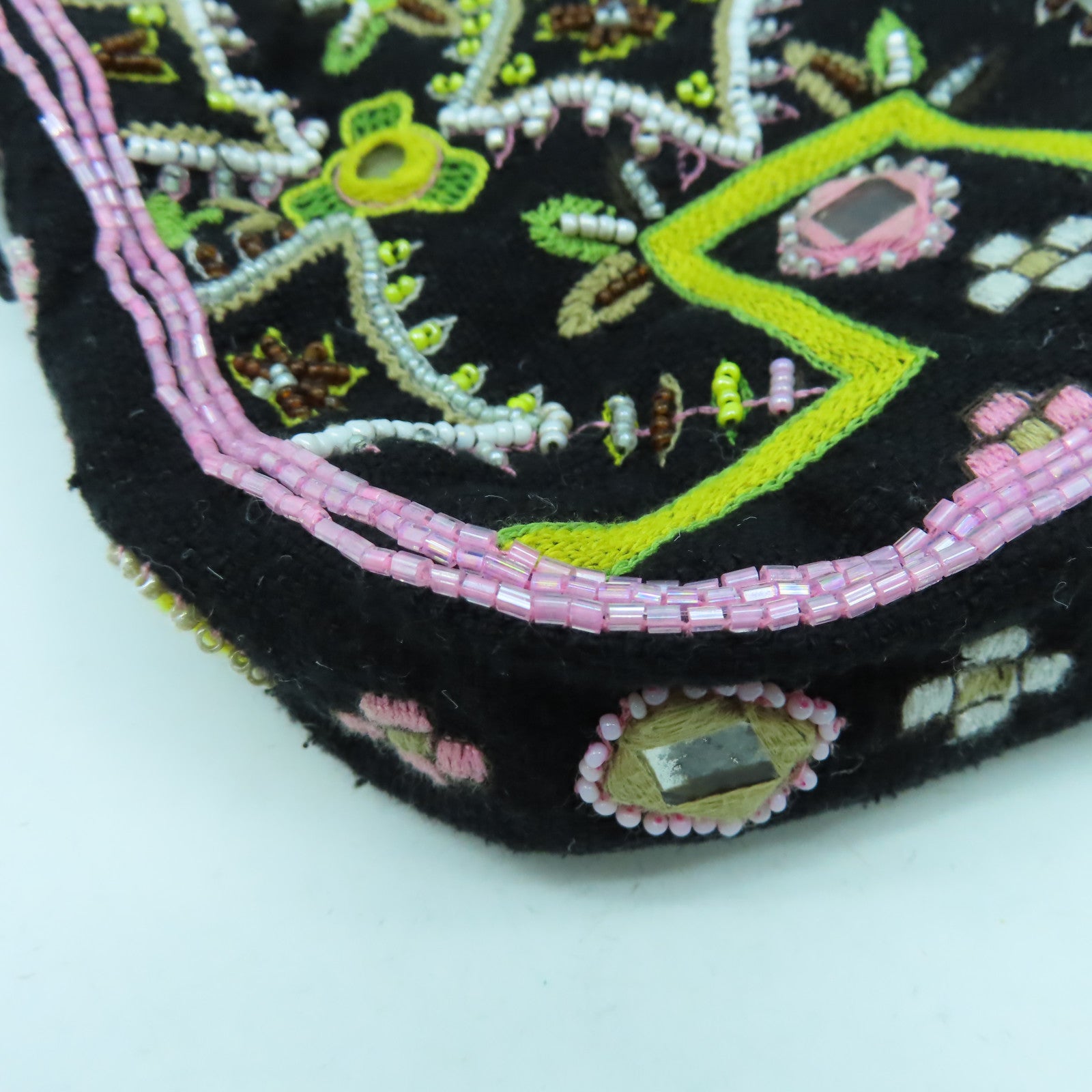 FENDI 帆布/珠子Shoulder Bag金扣/銀扣肩背袋黑色/綠色