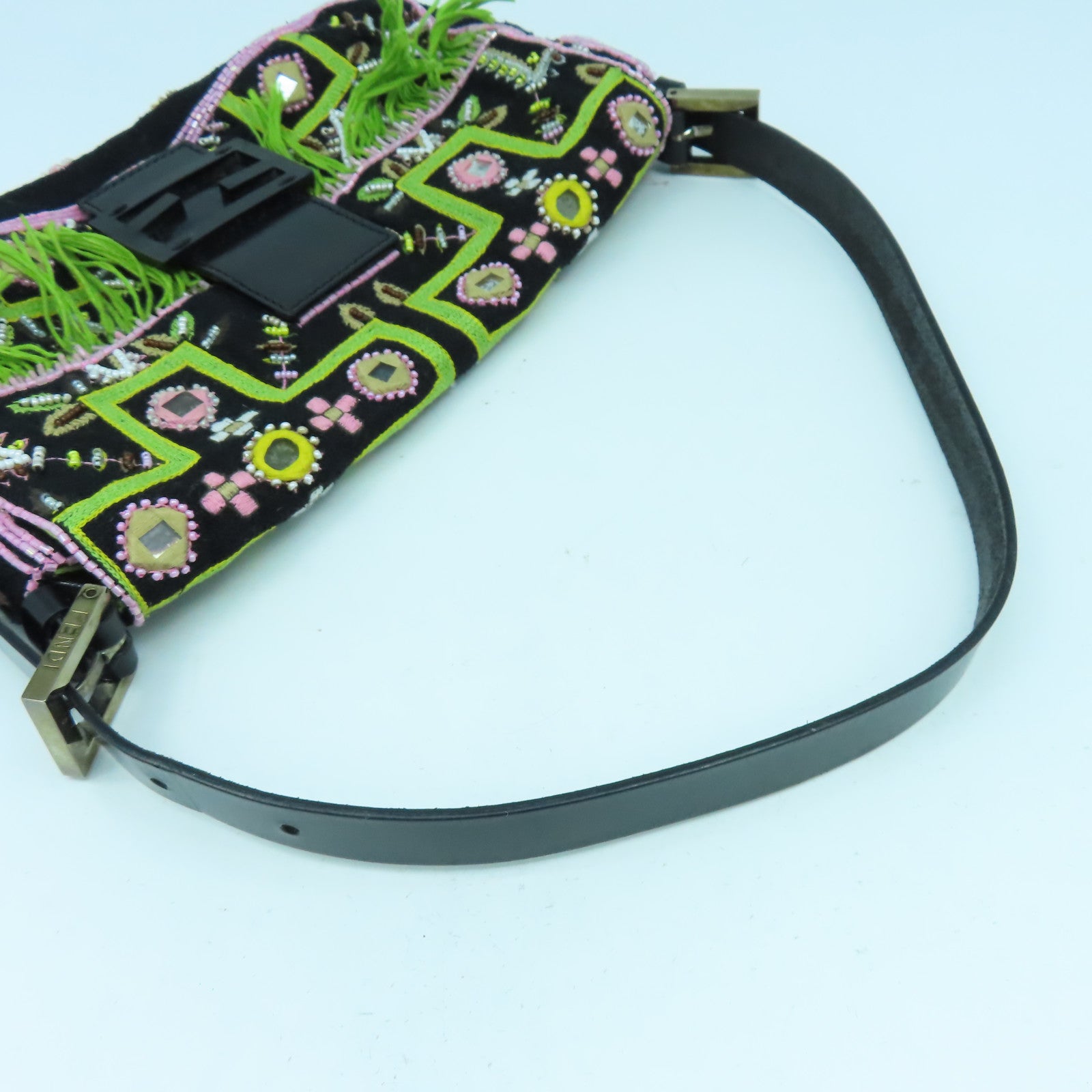 FENDI 帆布/珠子Shoulder Bag金扣/銀扣肩背袋黑色/綠色