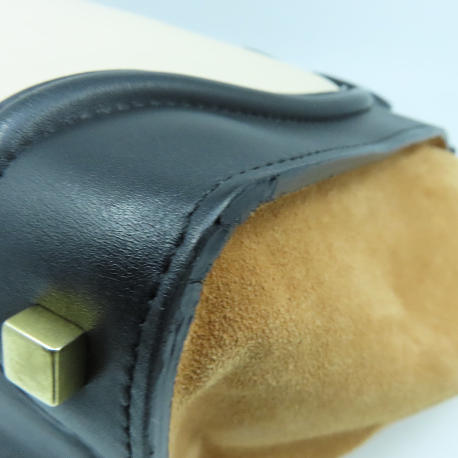 CELINE 牛皮皮革Mini Luggage金扣手挽袋黑色/啡色/白色