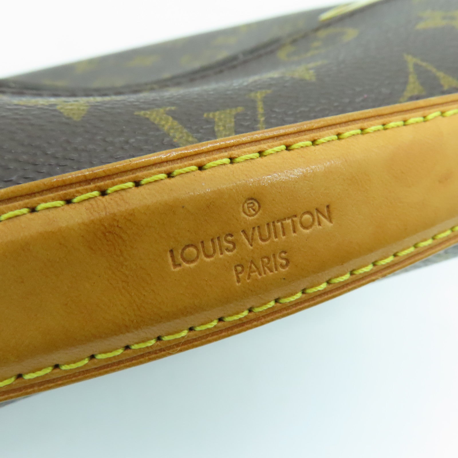 LOUIS VUITTON Monogram Pochette Metis Gold Buckle Handle Shoulder Bag Brown