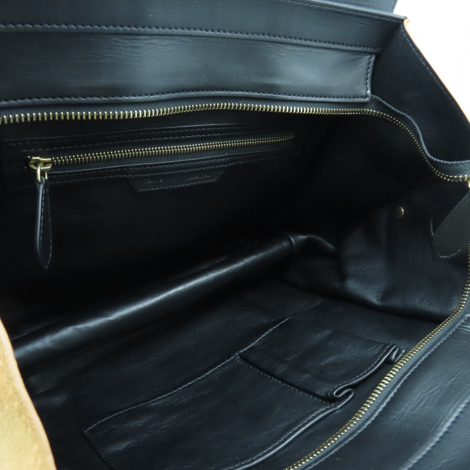 CELINE 牛皮皮革Mini Luggage金扣手挽袋黑色/啡色/白色