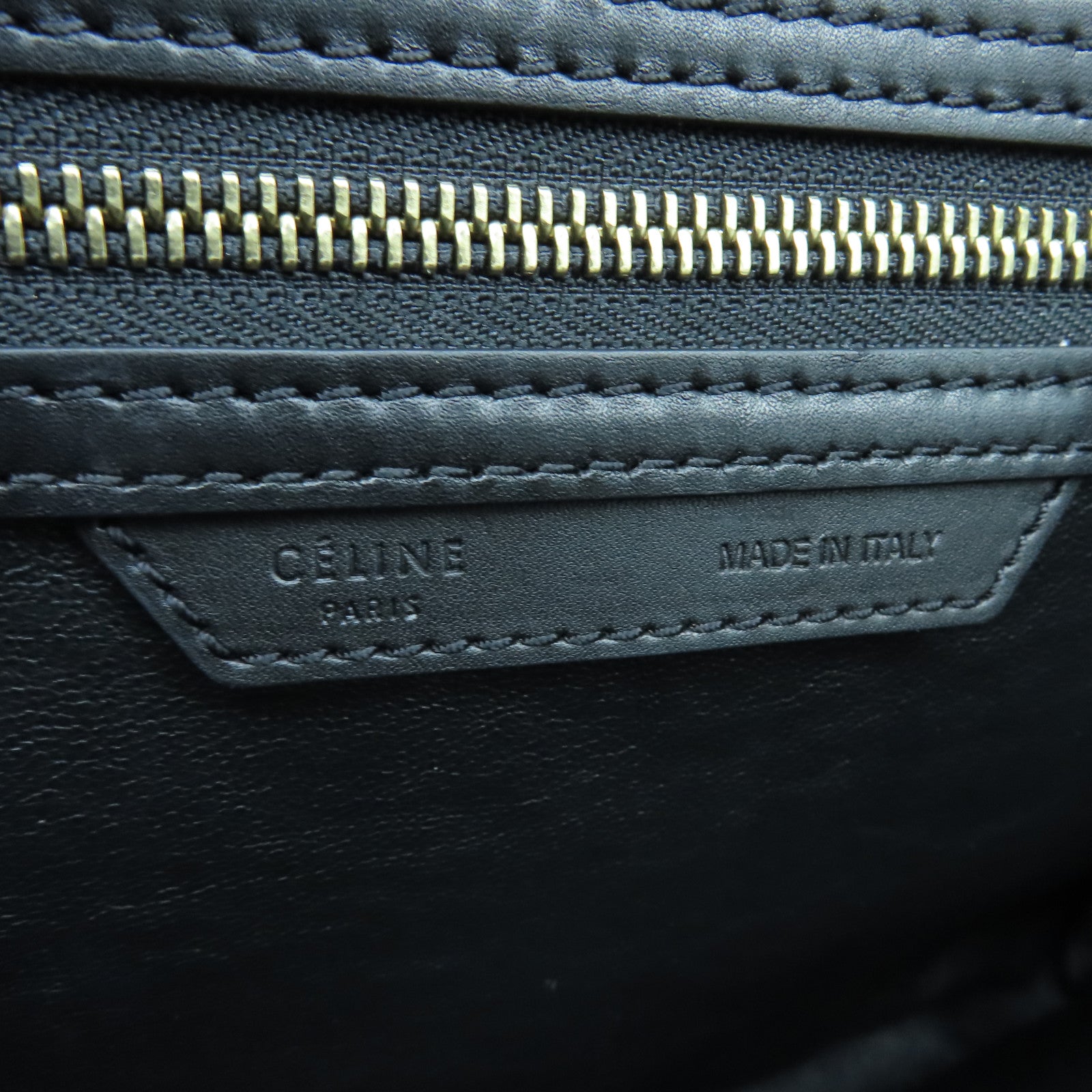 CELINE 牛皮皮革Mini Luggage金扣手挽袋黑色/啡色/白色