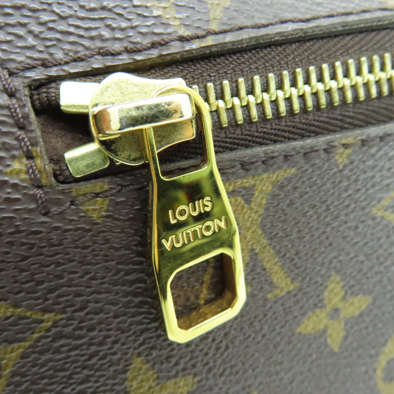 LOUIS VUITTON Monogram Pochette Metis Gold Buckle Handle Shoulder Bag Brown
