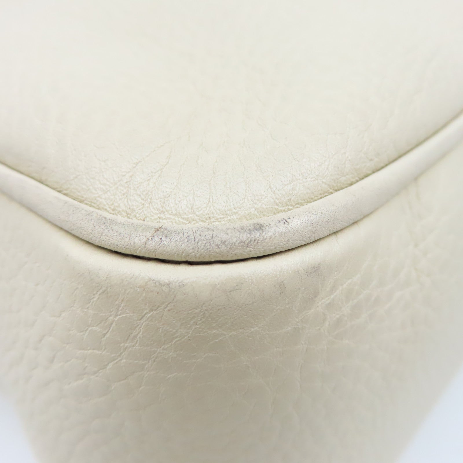GUCCI 【激減優惠】牛皮皮革Chain Shoulder Bag金扣鏈帶肩背袋米白色