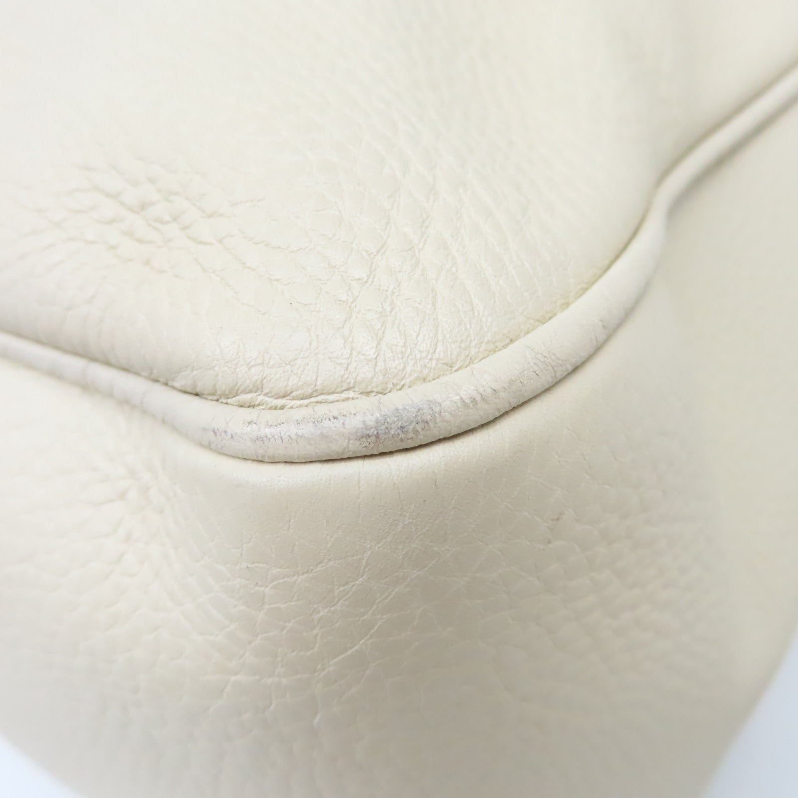GUCCI 【激減優惠】牛皮皮革Chain Shoulder Bag金扣鏈帶肩背袋米白色