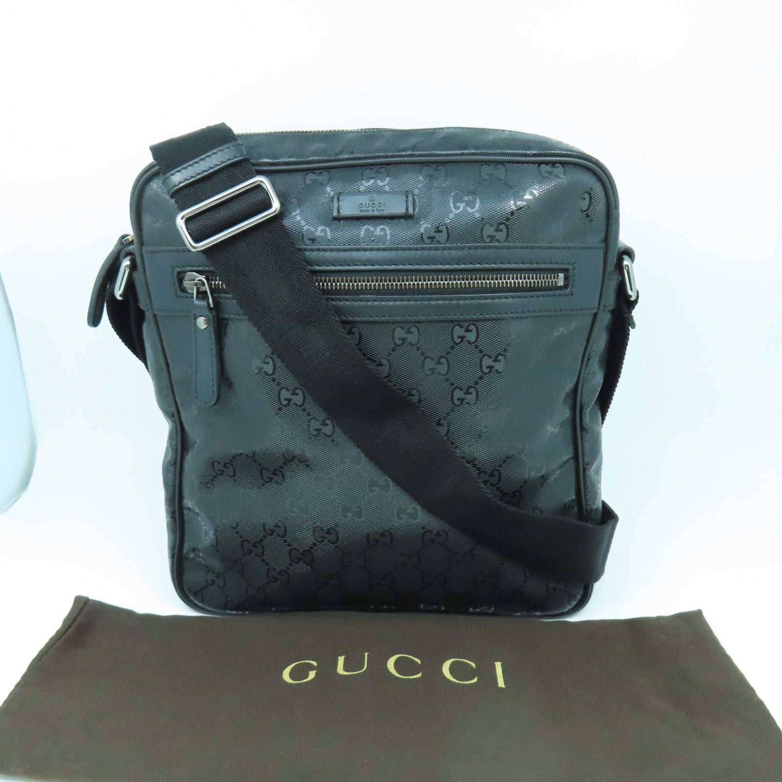 GUCCI 塗層帆布Shoulder Bag銀扣肩背袋黑色