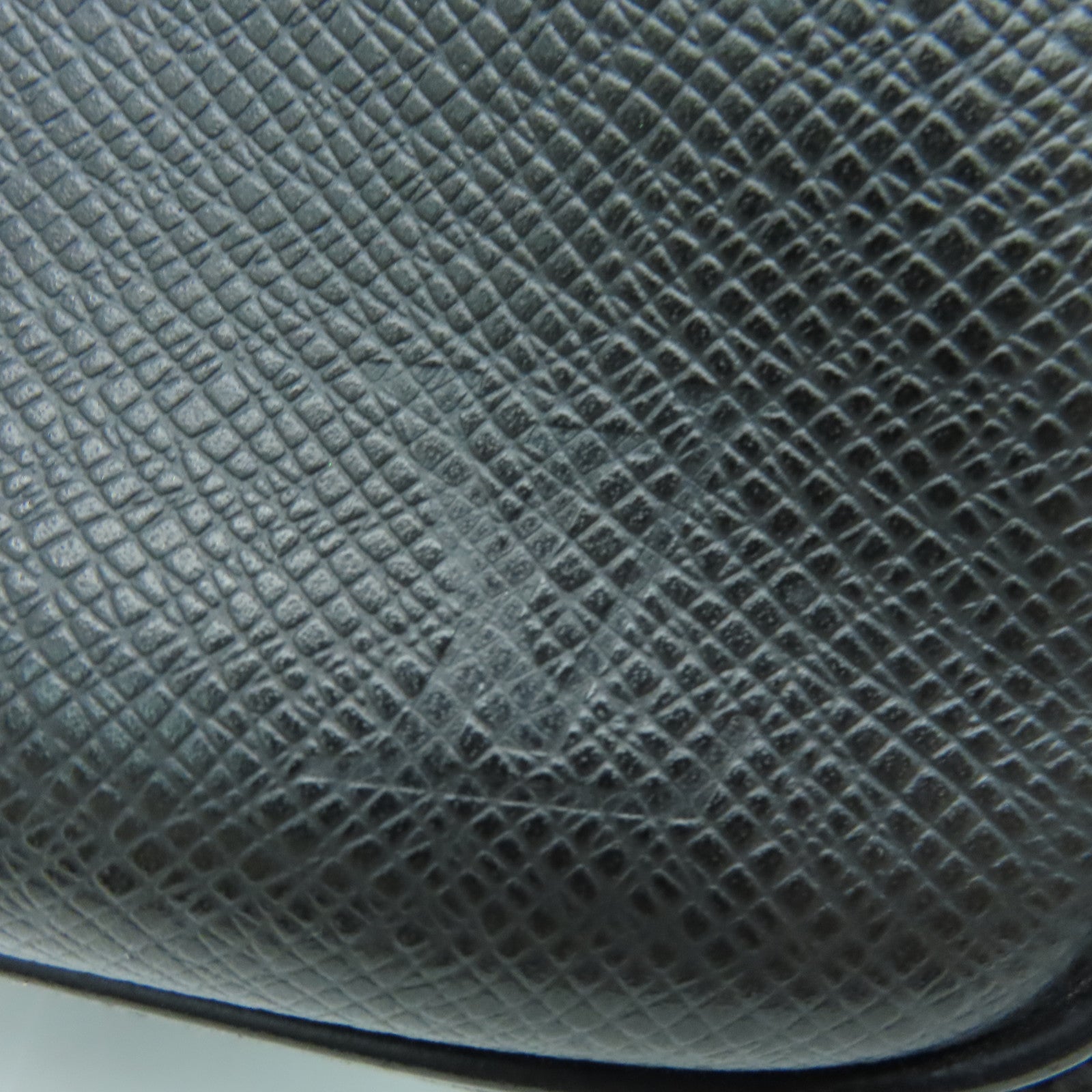 LOUIS VUITTON Taiga Reporter PM银扣肩背袋黑色