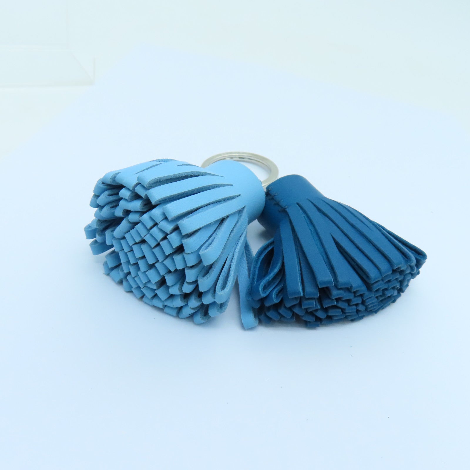 HERMES Swift皮革Double Carmen挂饰海蓝绿/蒂芬尼蓝