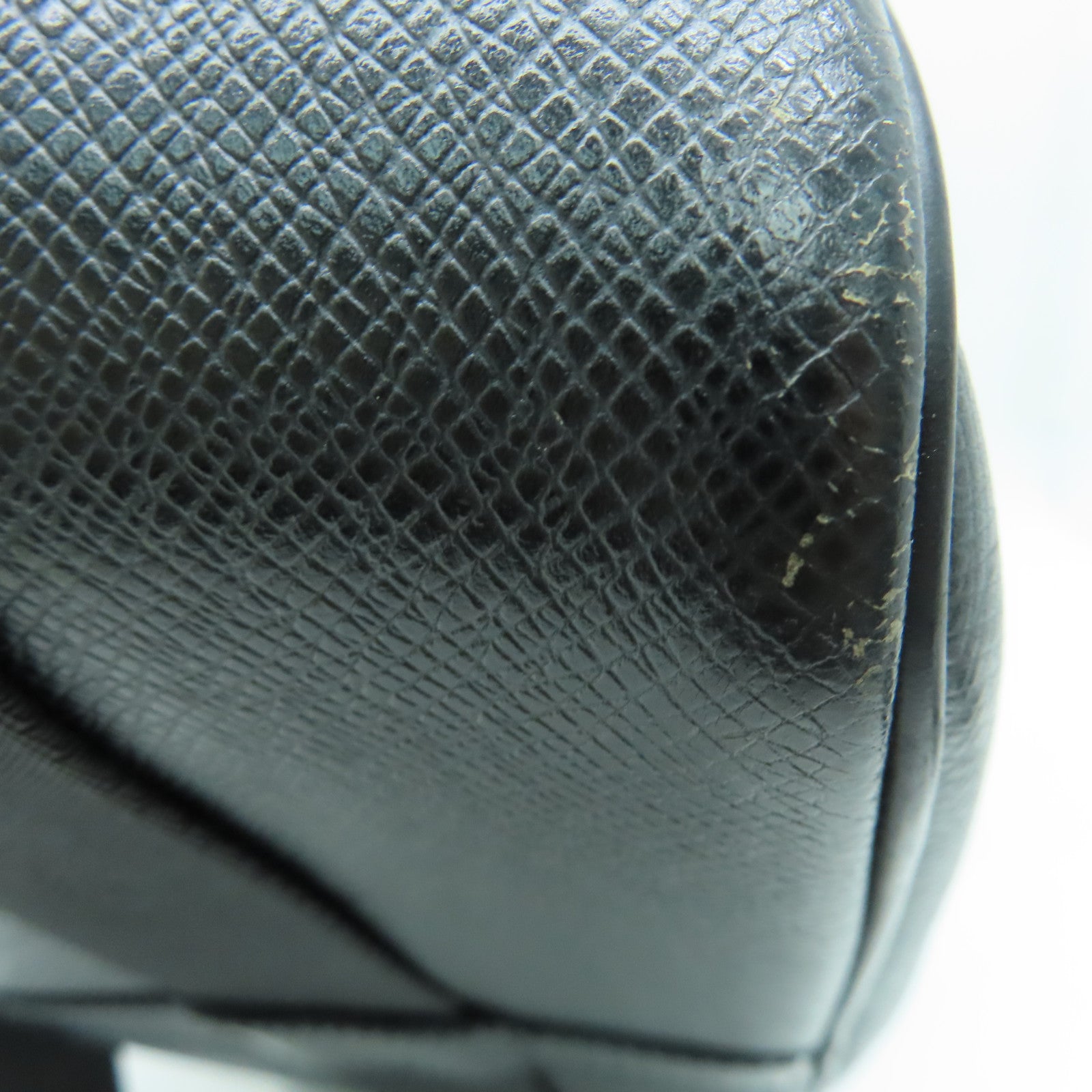 LOUIS VUITTON Taiga Reporter PM银扣肩背袋黑色