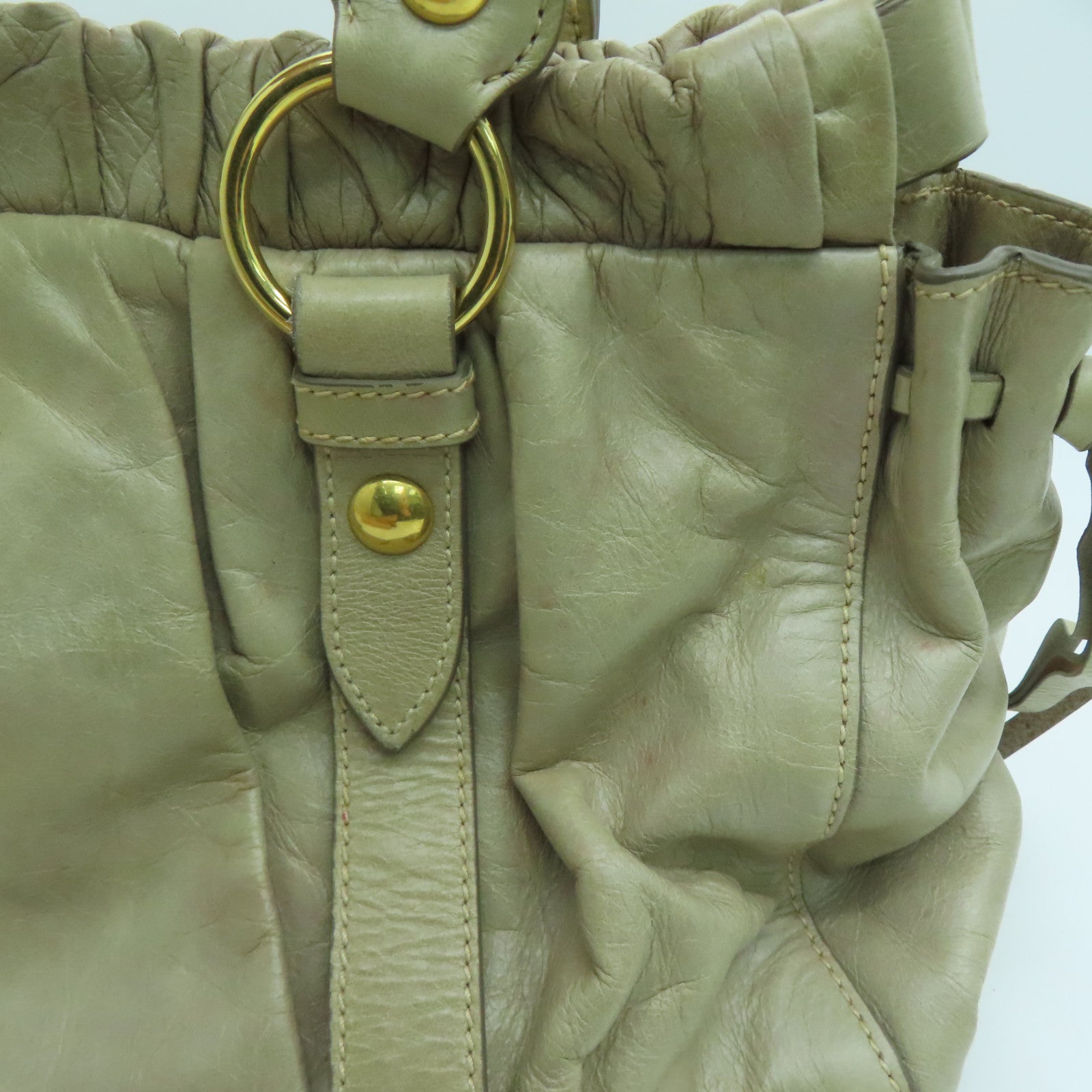 Miu Miu 牛皮皮革2 Way Shoulder金扣手挽肩背两用袋米色
