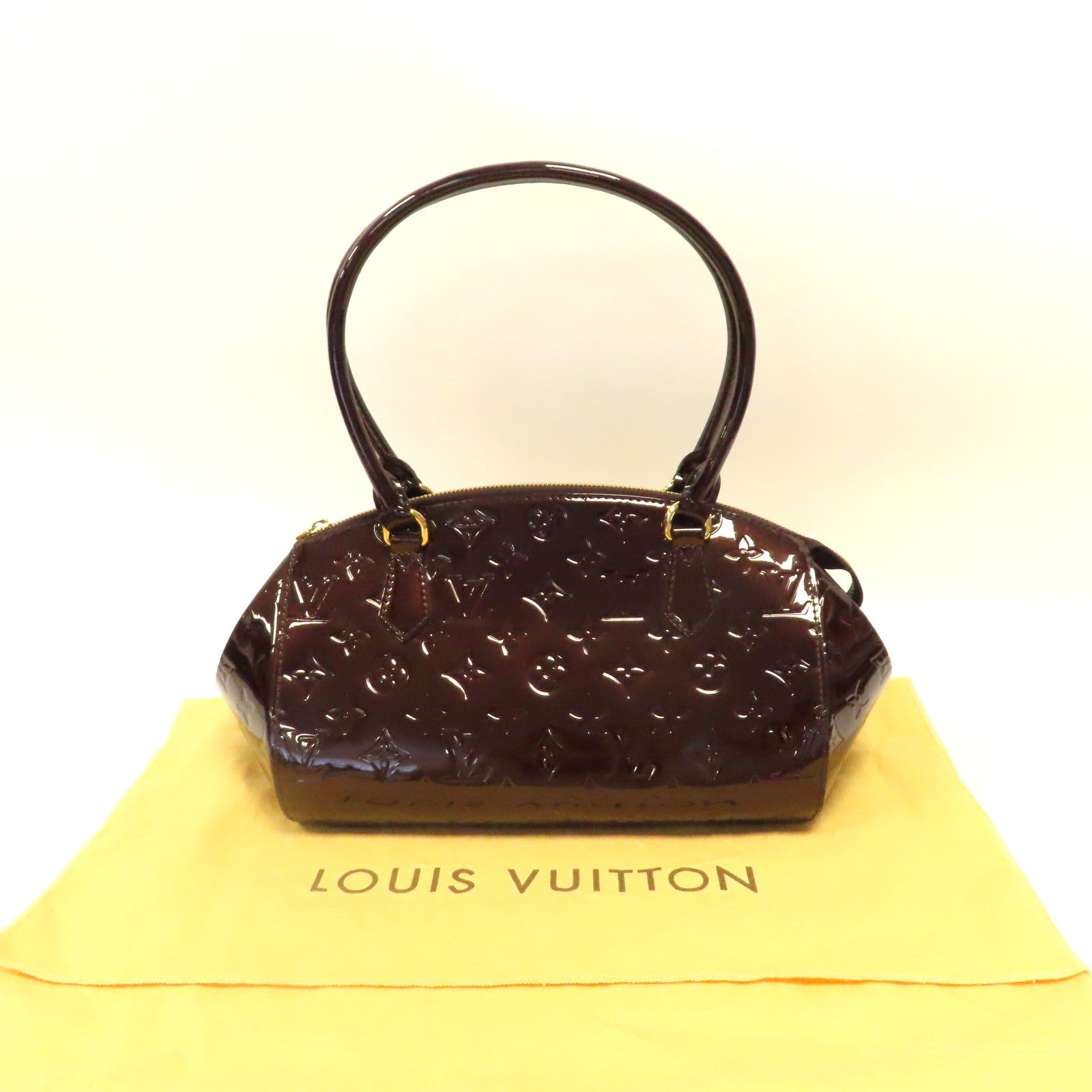 LOUIS VUITTON Monogram Vernis Sherwood PM金扣肩背袋紅色