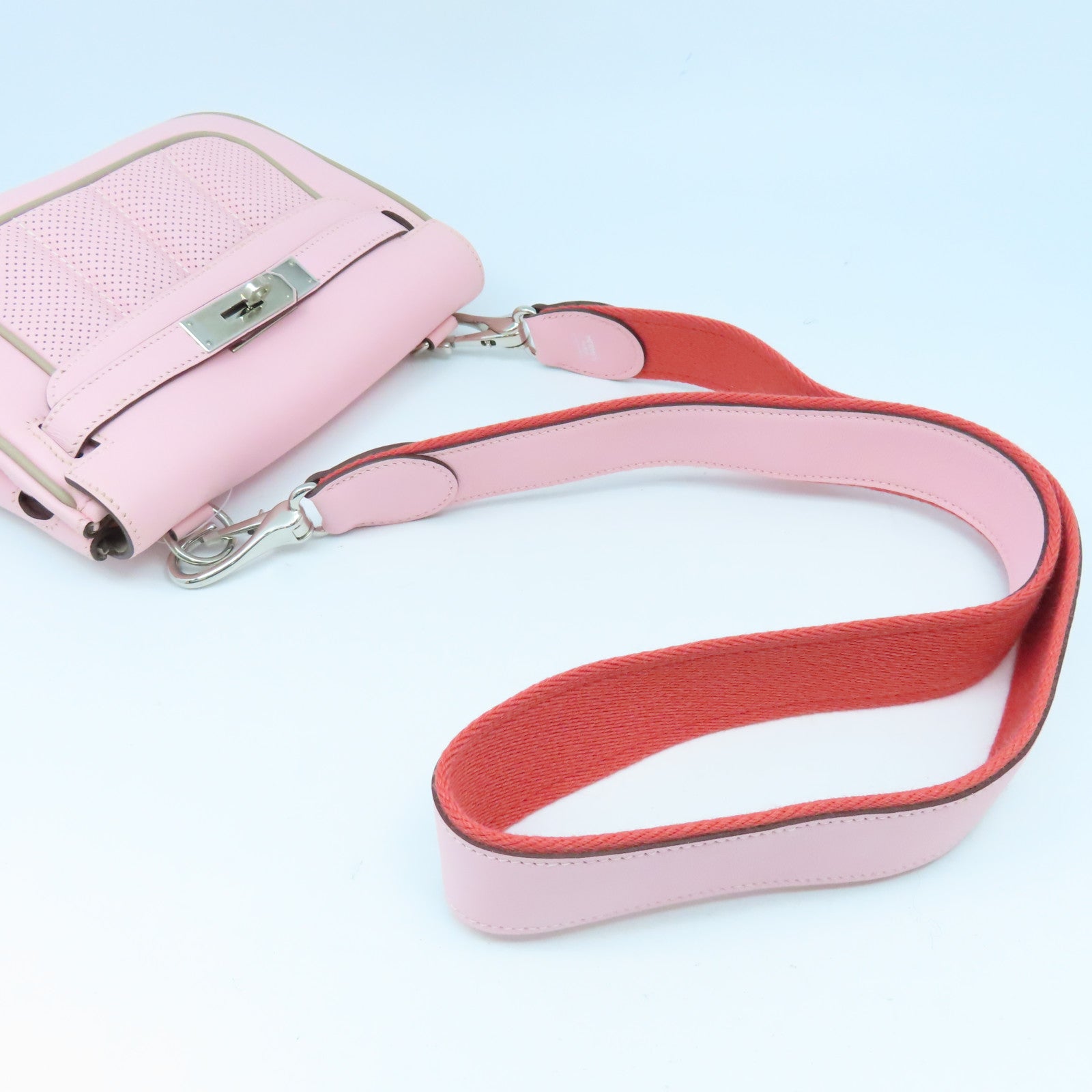 HERMES Swift皮革Mini Berline銀扣肩背袋櫻花粉