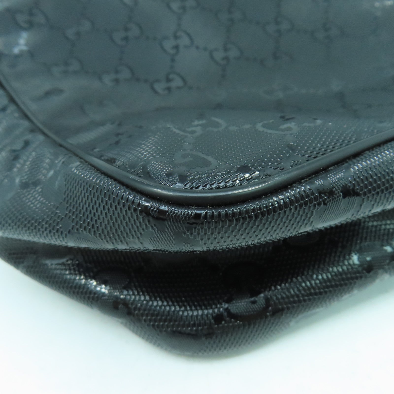 GUCCI 塗層帆布Shoulder Bag銀扣肩背袋黑色