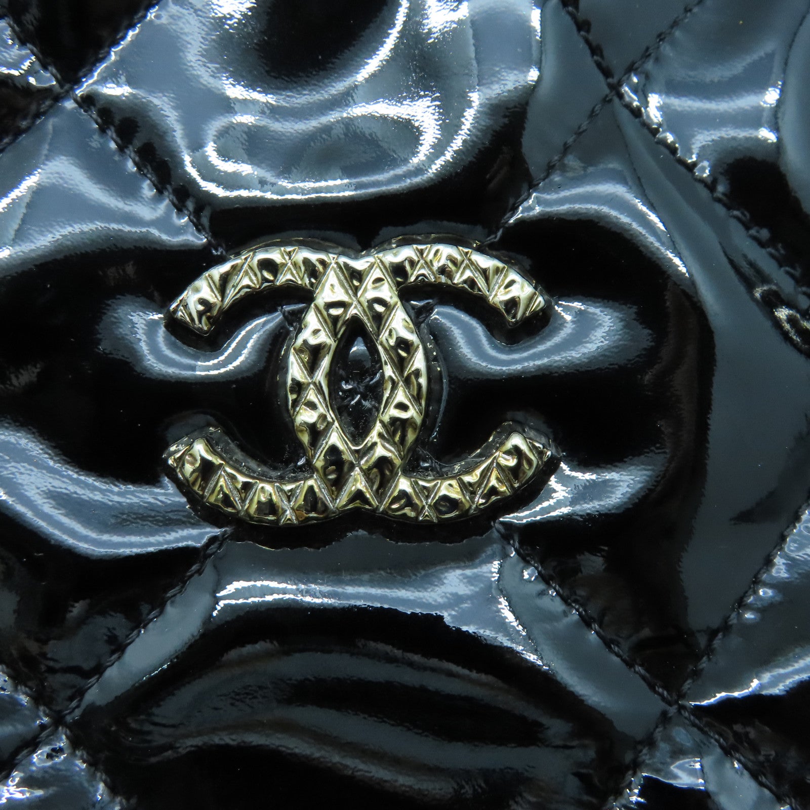 CHANEL 菱格漆皮皮革Shoulder Bag銀扣鏈帶肩背袋黑色