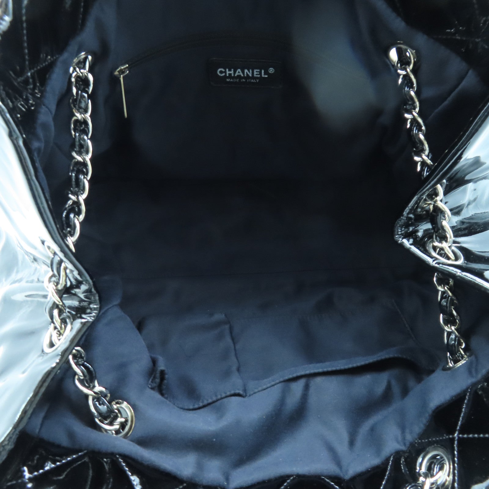 CHANEL 菱格漆皮皮革Shoulder Bag銀扣鏈帶肩背袋黑色