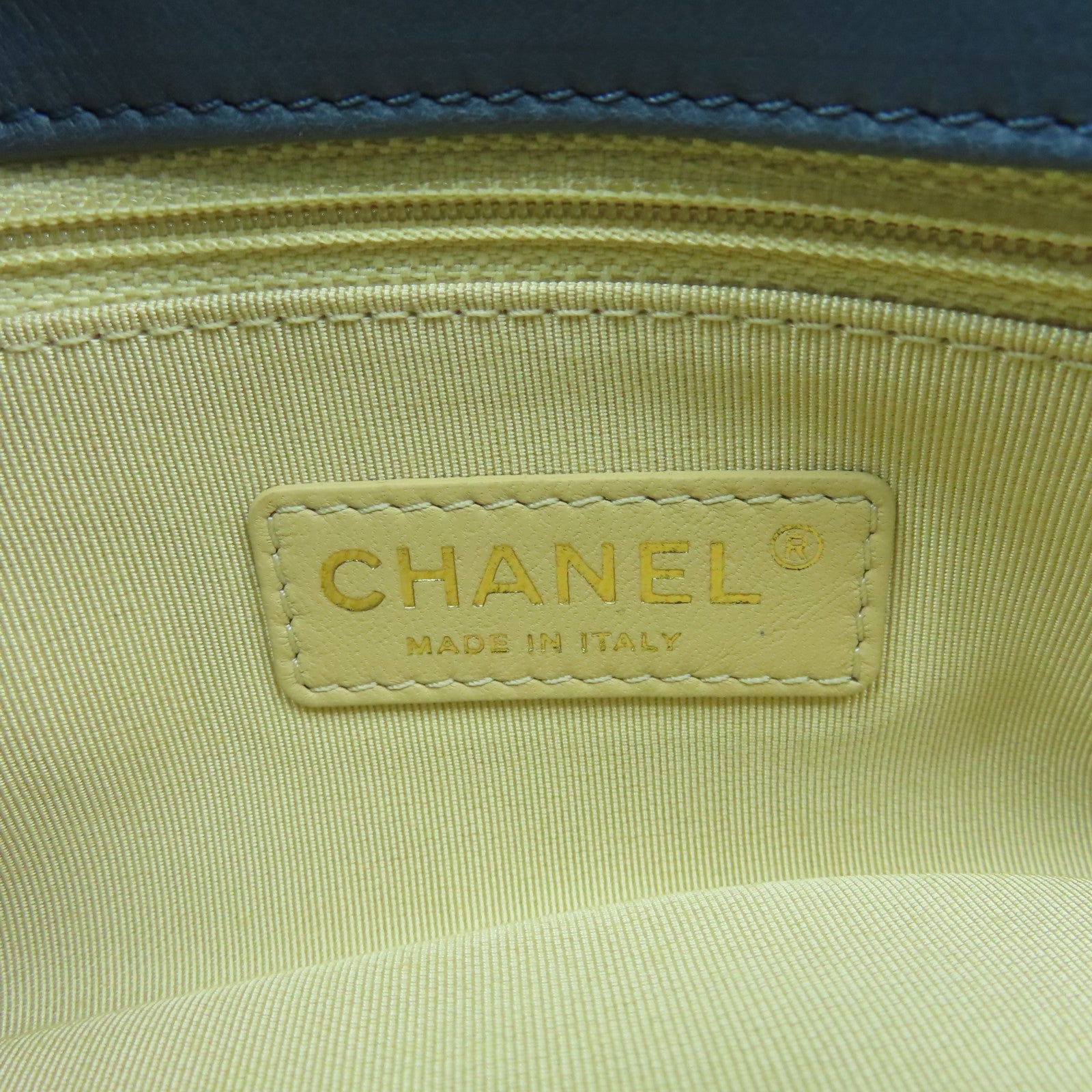 CHANEL 菱格牛皮皮革Chain Shoulder金扣鏈帶肩背袋藍色